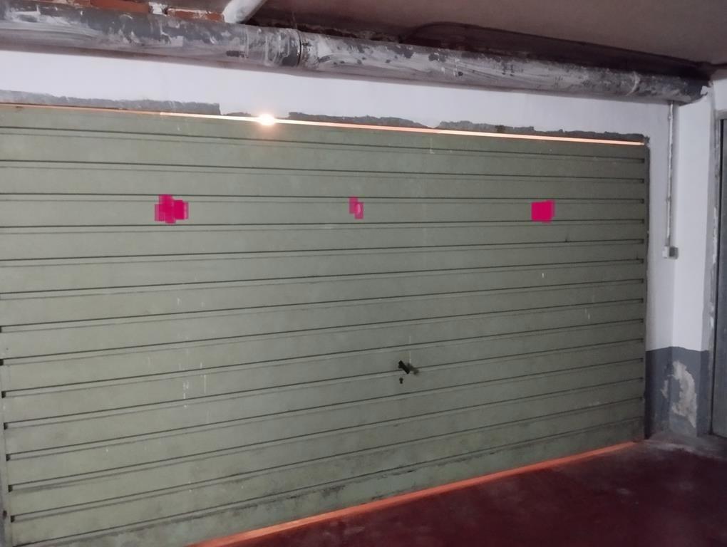 Amplio piso con garaje para dos coches a 250 metros de Playa - foto 45