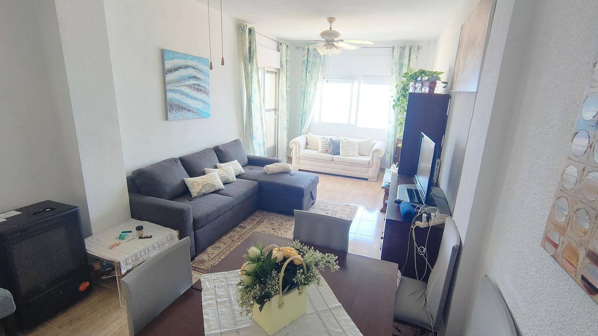 APARTAMENTO EN PRIMERA LÍNEA DE MAR CON 3 DORMITORIOS Y ESPE - foto 5