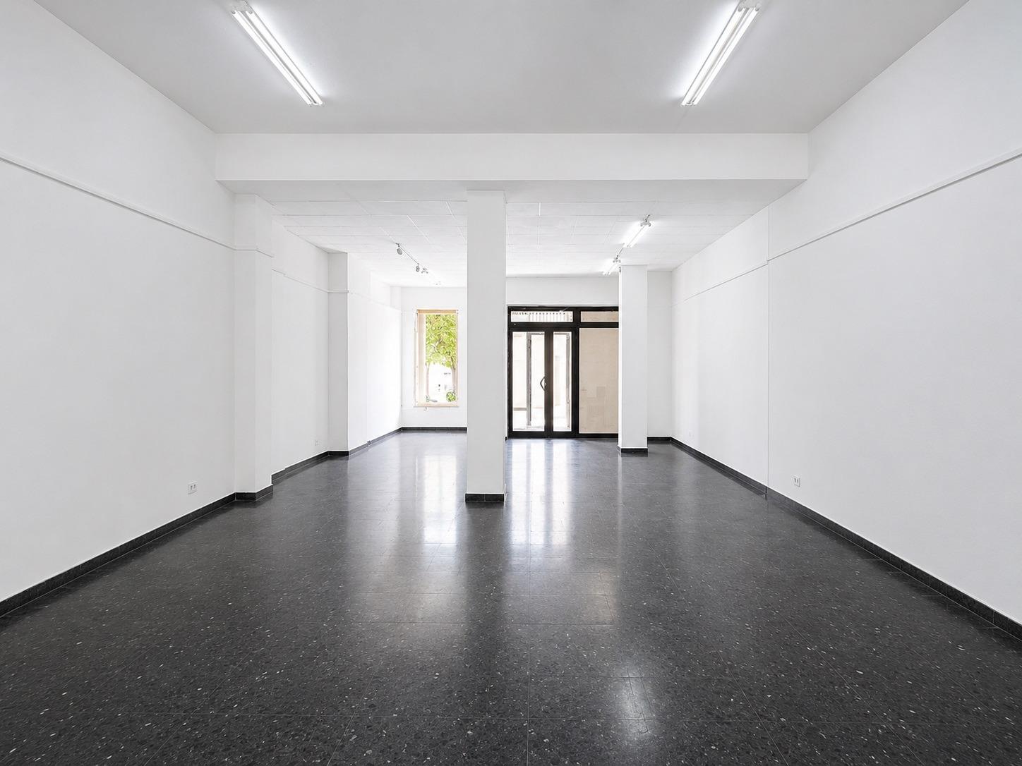 Local comercial de 127 m2 en alquiler entre el Ayuntamiento  - foto 6