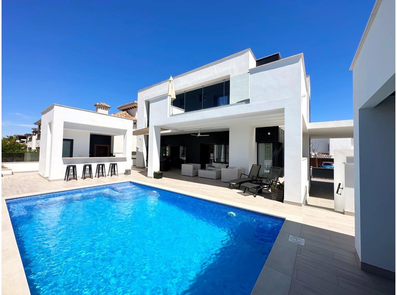 Villa 5 habitaciones en venta - Mar Menor Golf Resort - foto 8