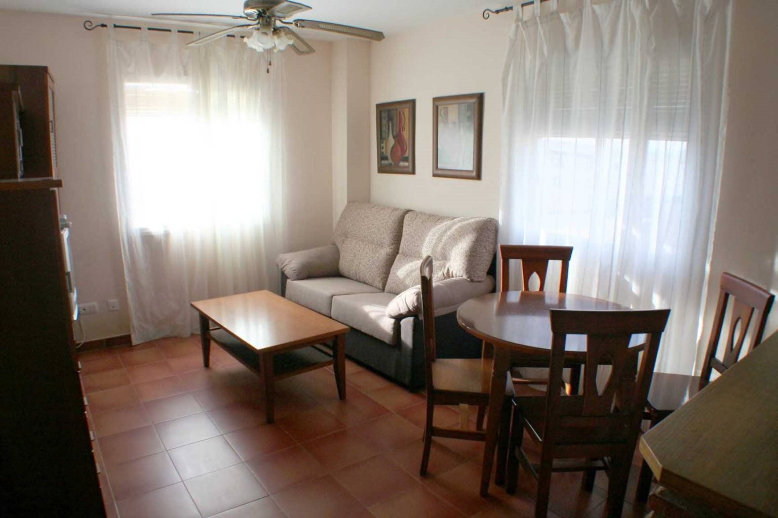 Piso en alquiler en Peñón de Zapata - foto 2