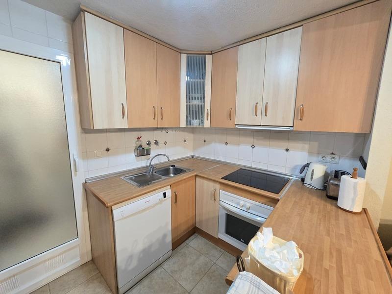 Chalet Adosado en Torrevieja de 3 dormitorios y 2 baños - foto 8