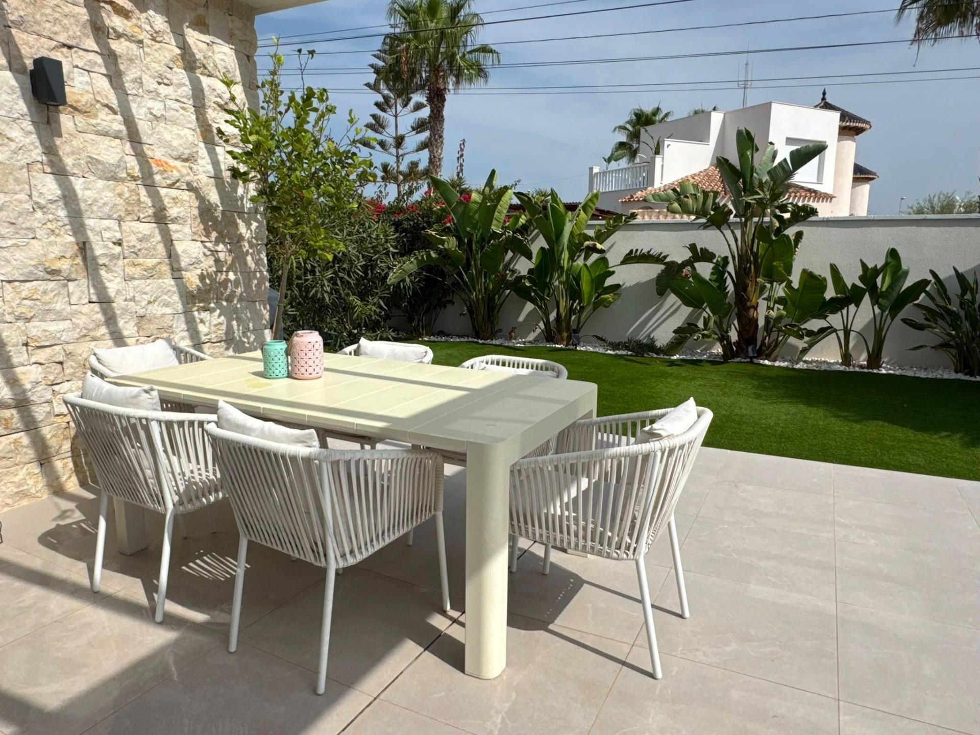 VILLA INDEPENDIENTE CON PISCINA PRIVADA EN LOMAS DE CABO ROI - foto 5