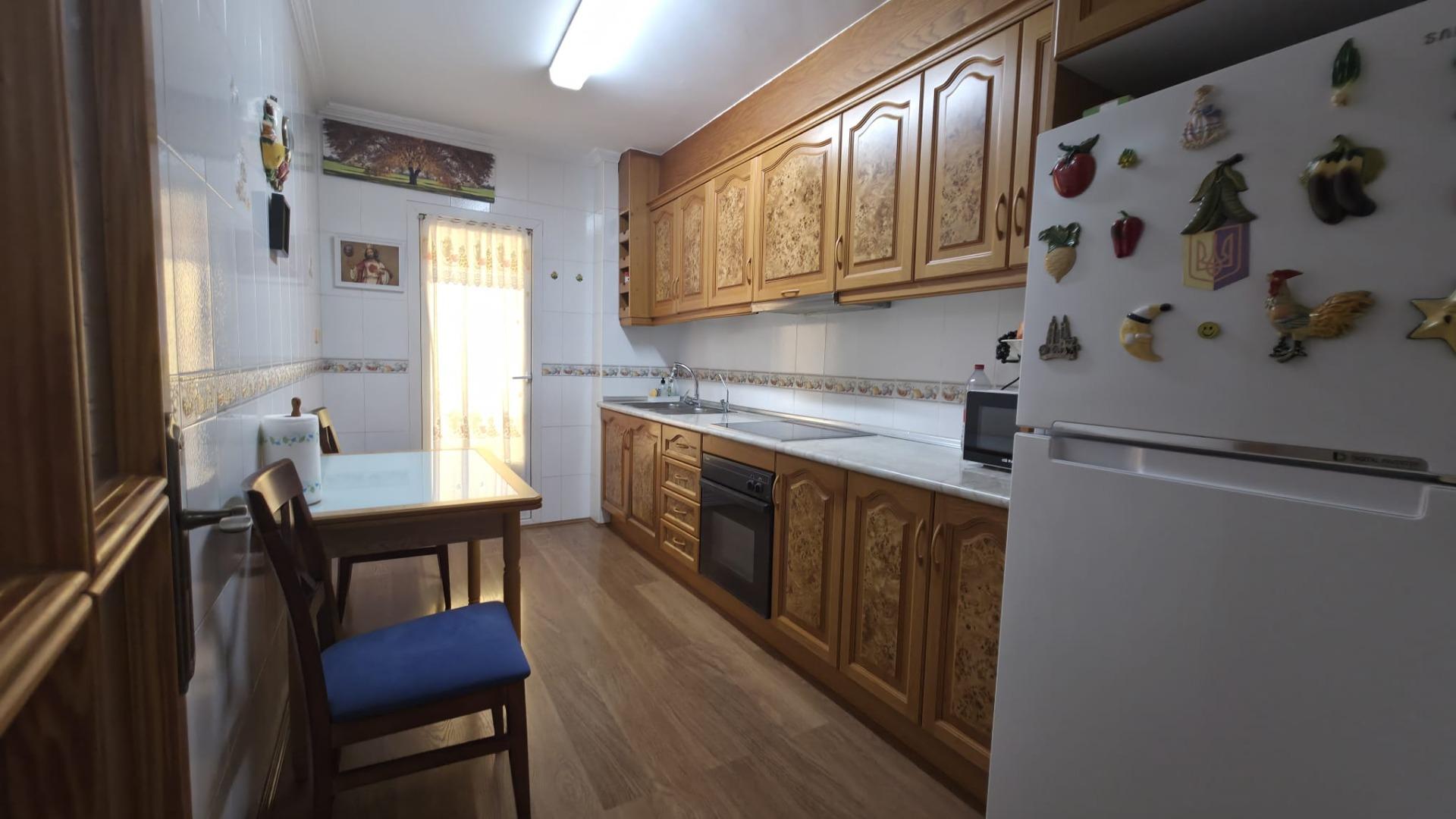 Amplio Apartamento de 3 habitaciones en Torrevieja, Acequion - foto 17