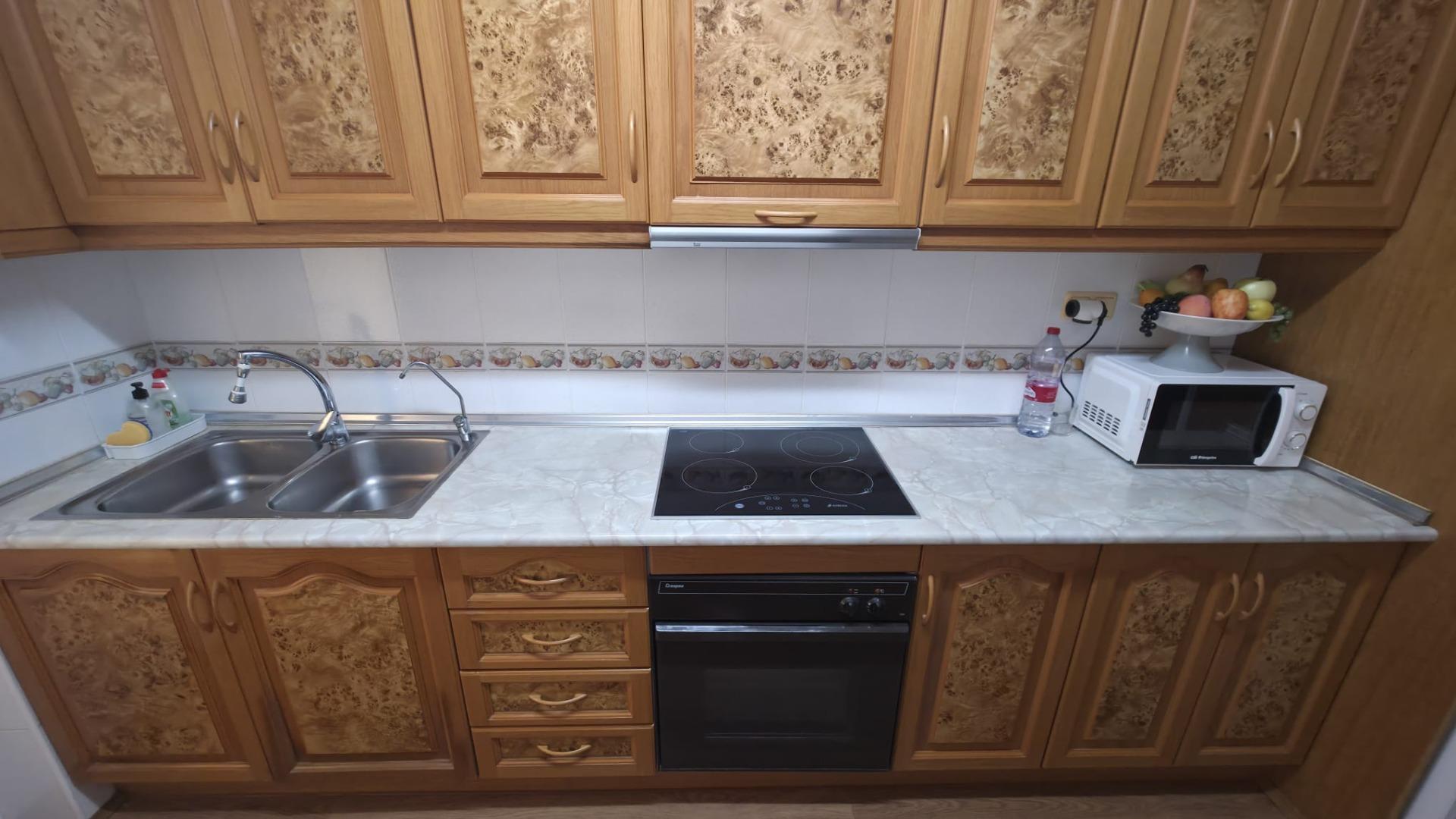 Amplio Apartamento de 3 habitaciones en Torrevieja, Acequion - foto 18