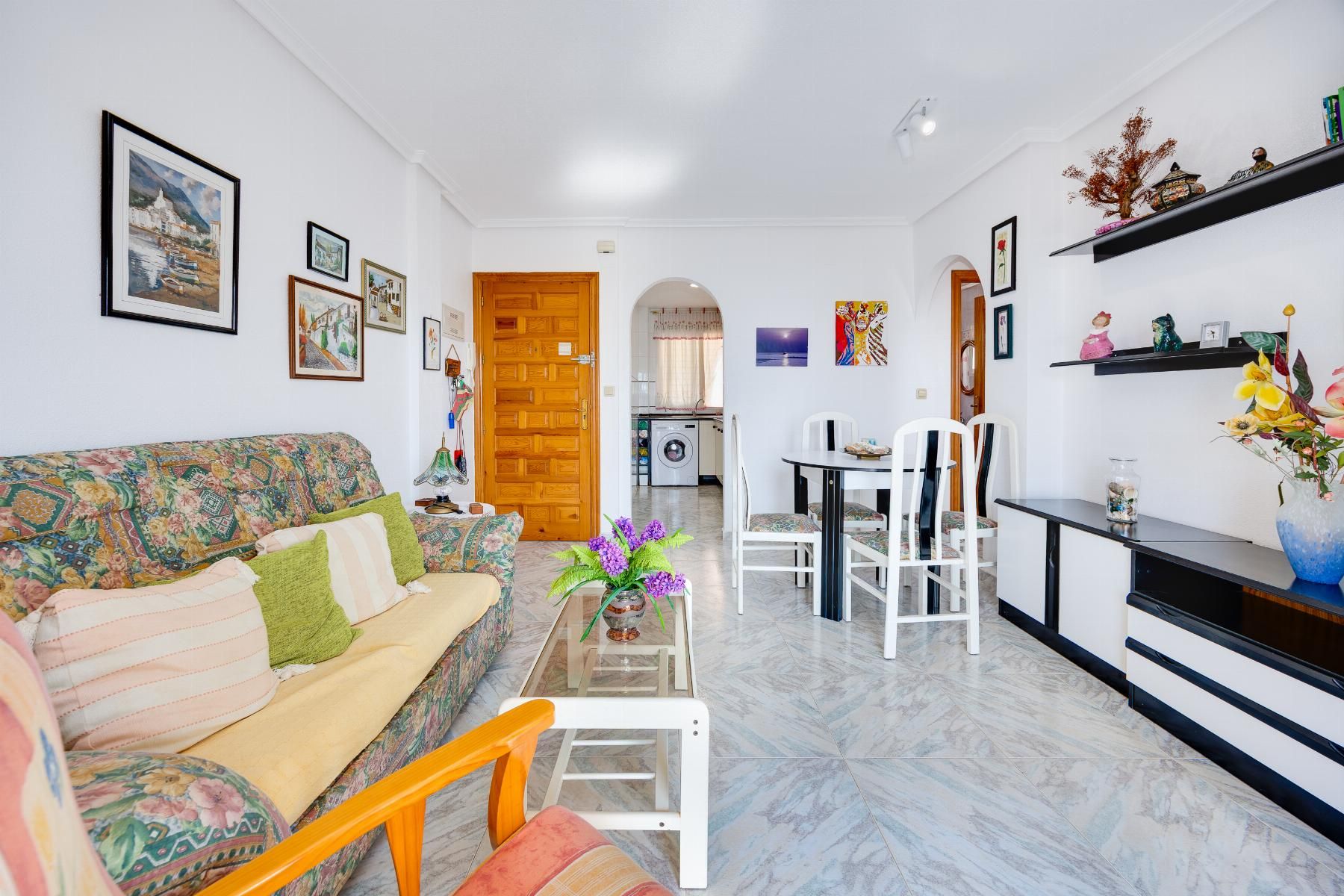 APARTAMENTO DE 2 DORMITORIOS 1 BAÑO EN TORREVIEJA ZONA LA MA - foto 11