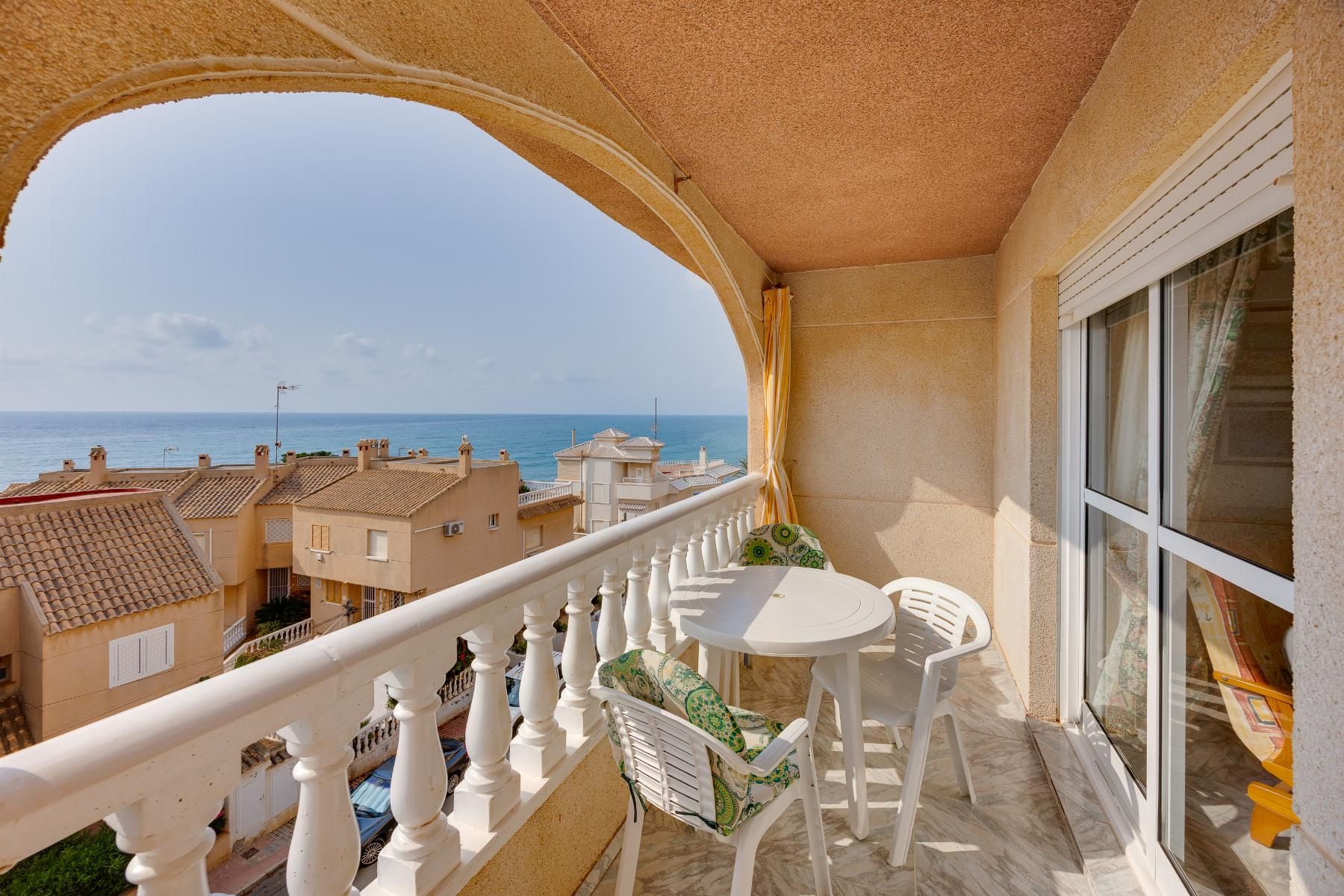 APARTAMENTO DE 2 DORMITORIOS 1 BAÑO EN TORREVIEJA ZONA LA MA - foto 13
