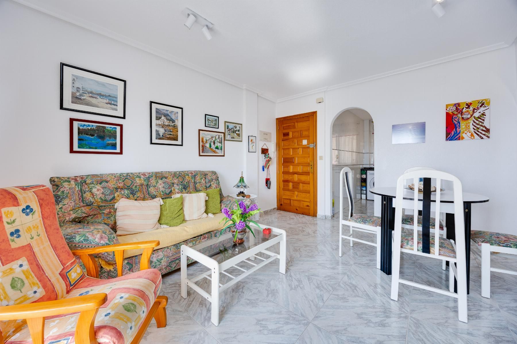 APARTAMENTO DE 2 DORMITORIOS 1 BAÑO EN TORREVIEJA ZONA LA MA - foto 9
