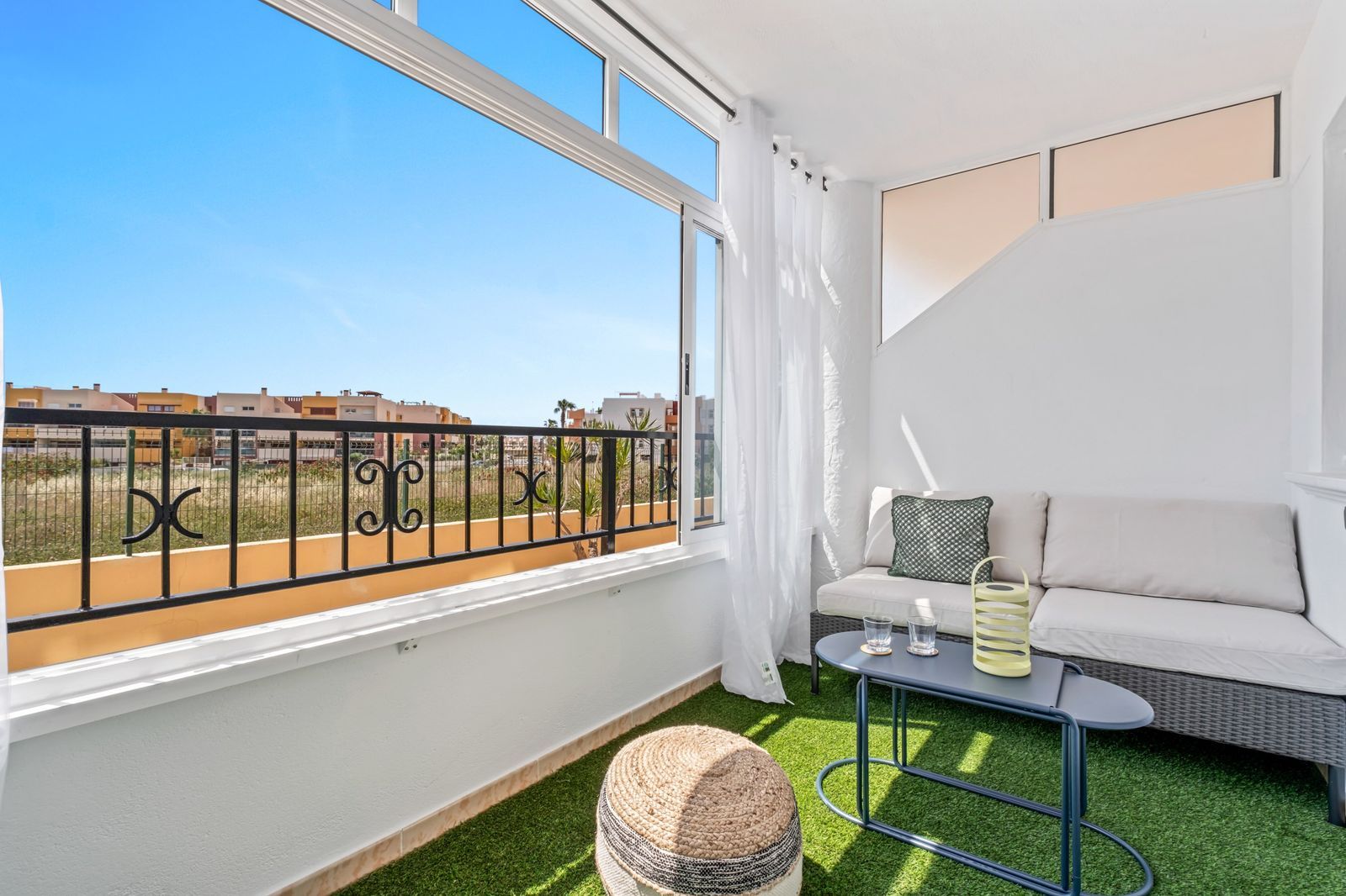 Apartamento de 2 dormitorios en Playa Flamenca - foto 22