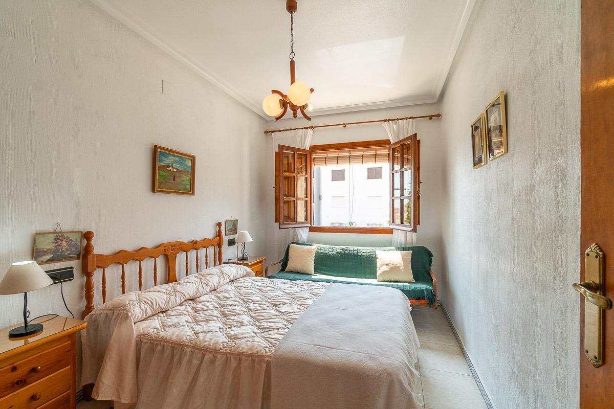 LUMINOSO ATICO DUPLEX CON SOLARIUM Y PARKING PRIVADO EN TORR - foto 19