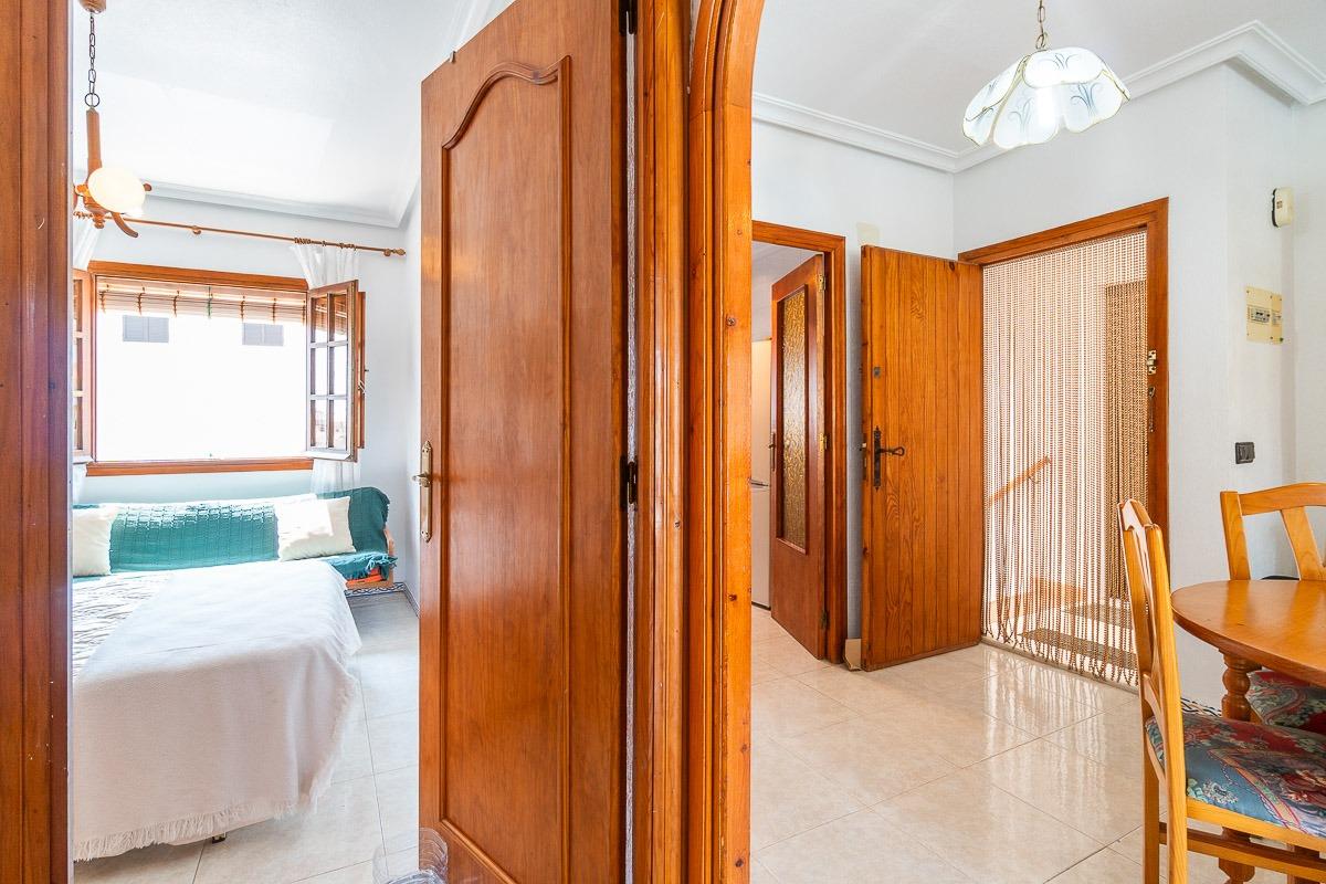 LUMINOSO ATICO DUPLEX CON SOLARIUM Y PARKING PRIVADO EN TORR - foto 26