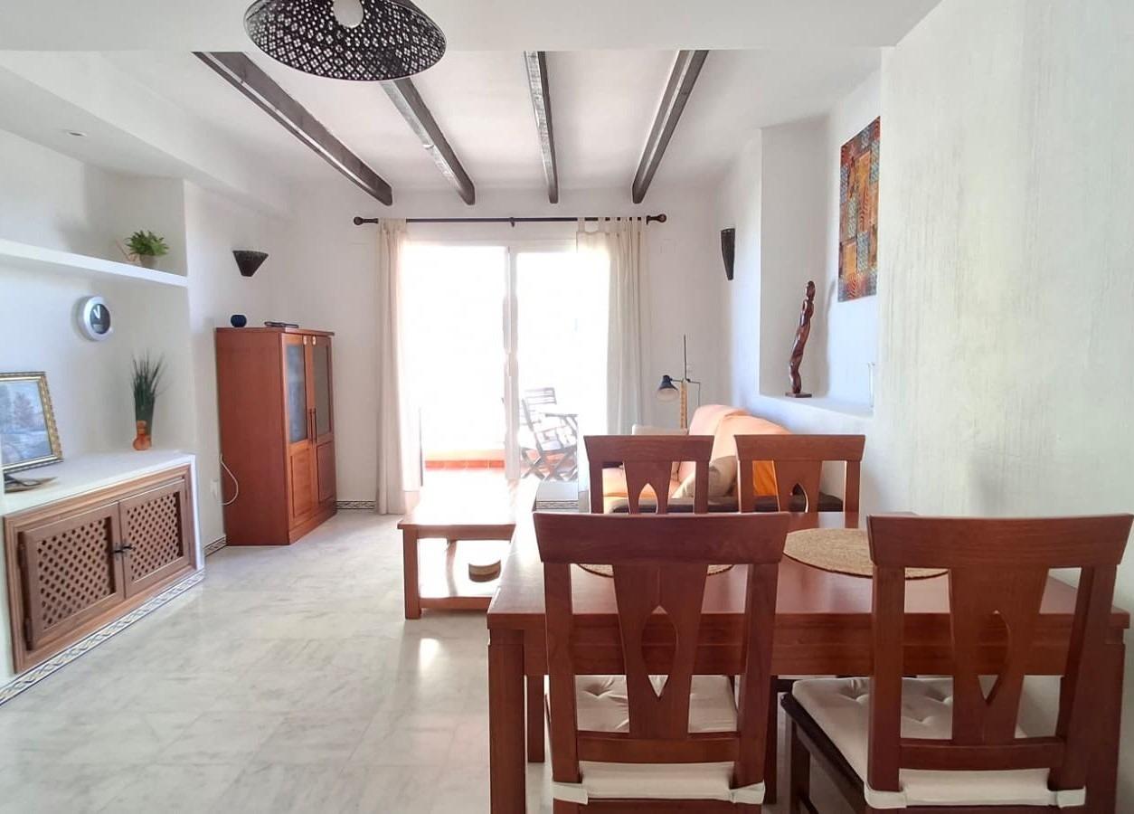 Apartamento en Torrevieja a solo 100 metros de la Playa de L - foto 13