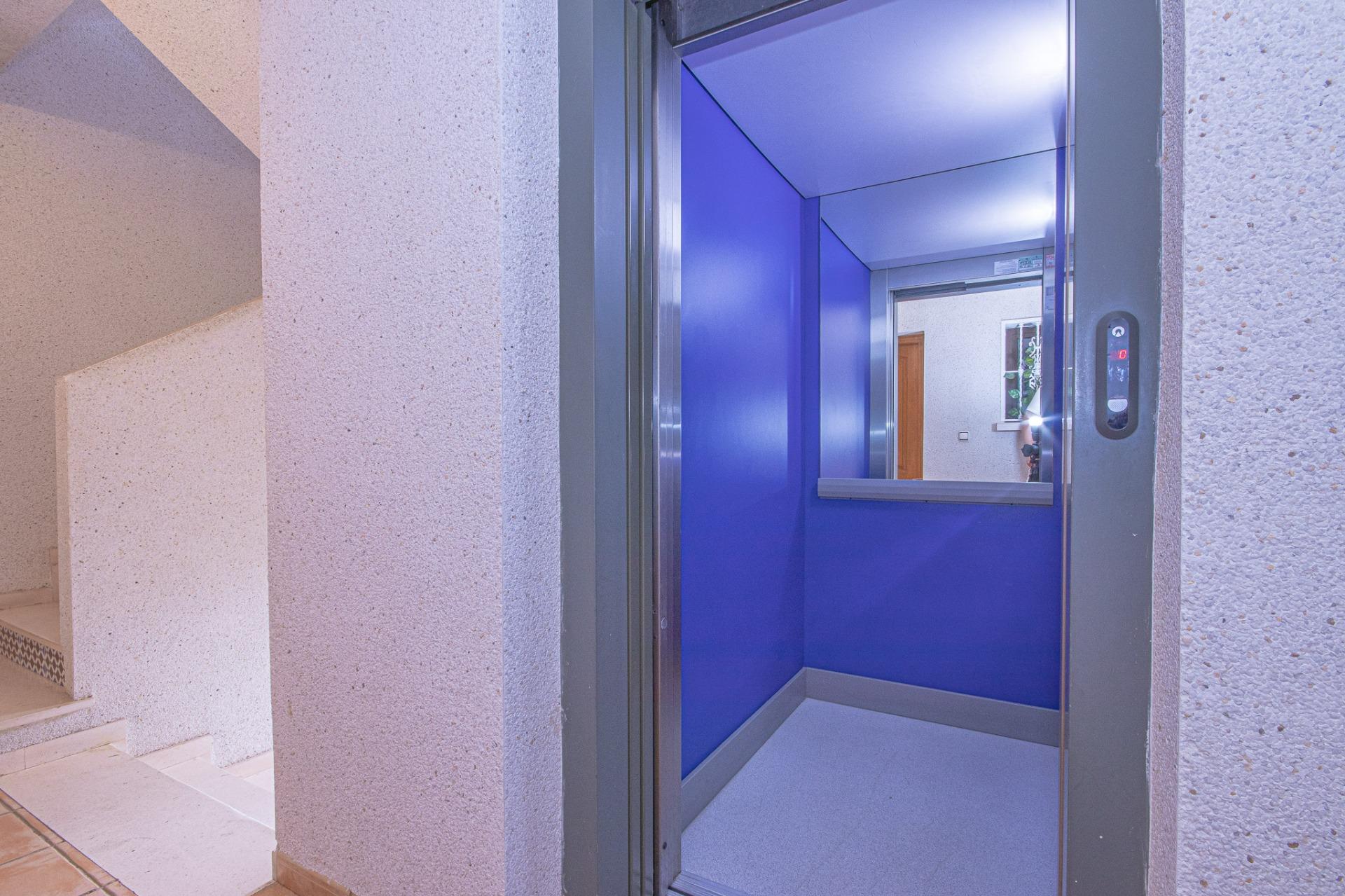 APARTAMENTO DE 2 DORMITORIOS 2 BAÑOS +GARAJE Y TRASTERO  EN  - foto 17