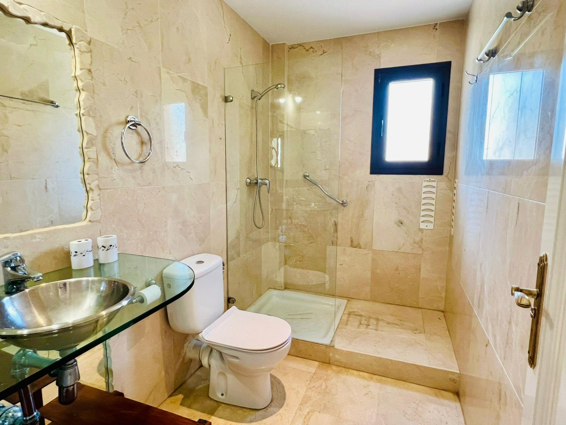 APARTAMENTO DE 2 DORMITORIOS 2 BAÑOS +GARAJE Y TRASTERO  EN  - foto 19