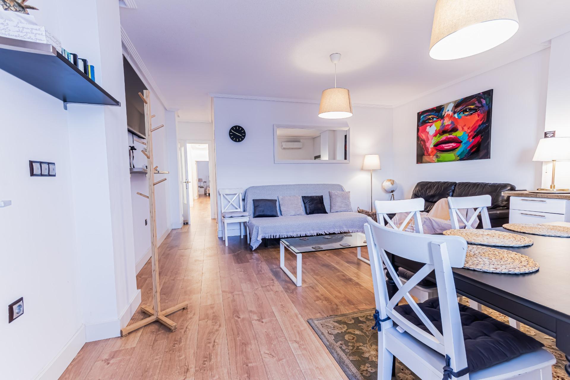 Apartamento de 3 dormitorios 2 baños, garaje, se alquila por - foto 27