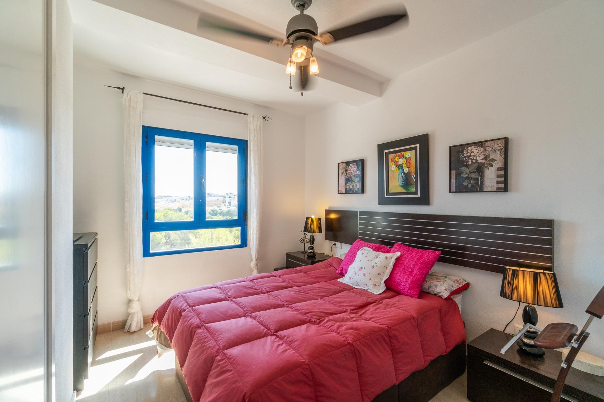 Apartamento con vistas al mar en Altos de Campoamor (Orihuel - foto 13