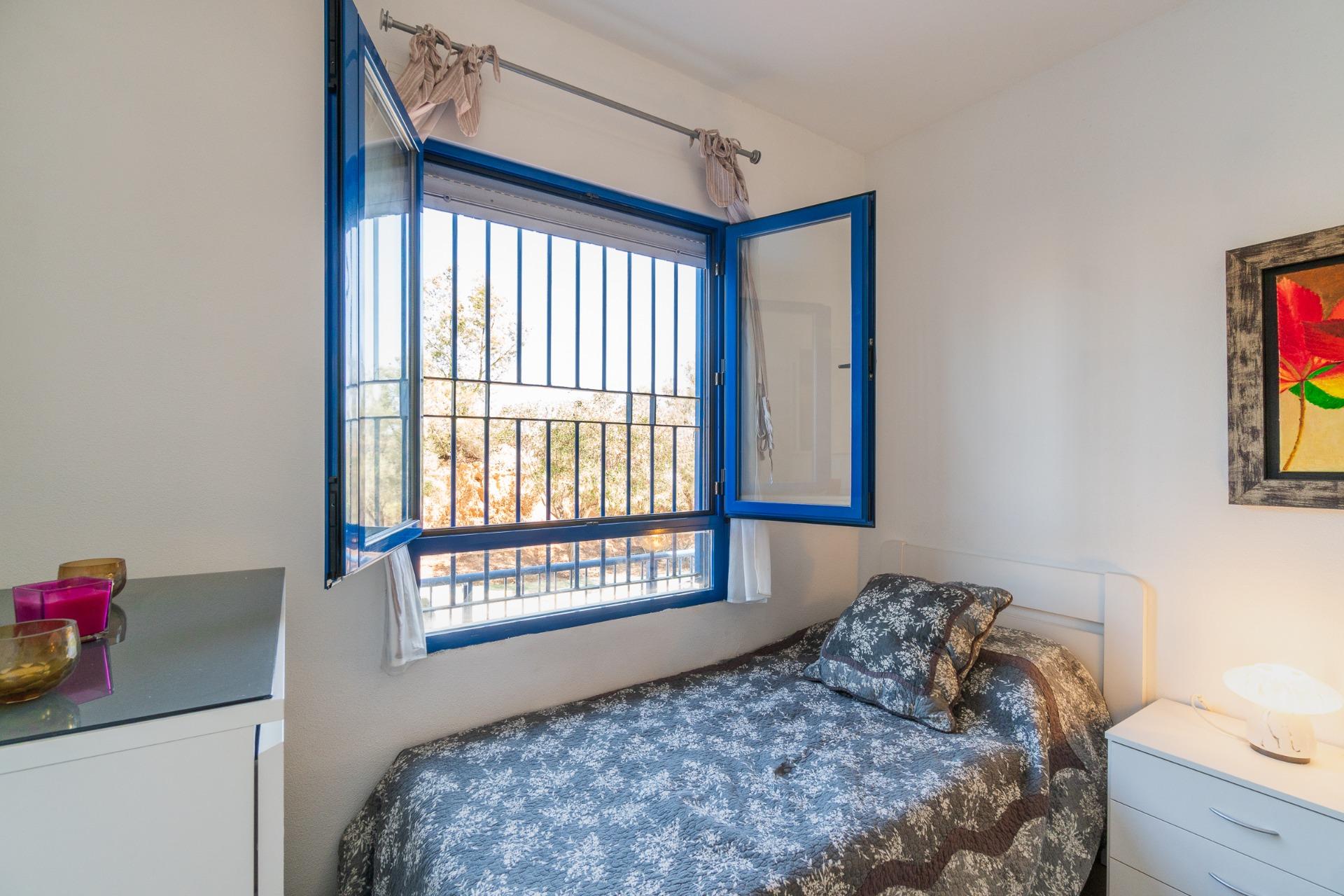 Apartamento con vistas al mar en Altos de Campoamor (Orihuel - foto 16