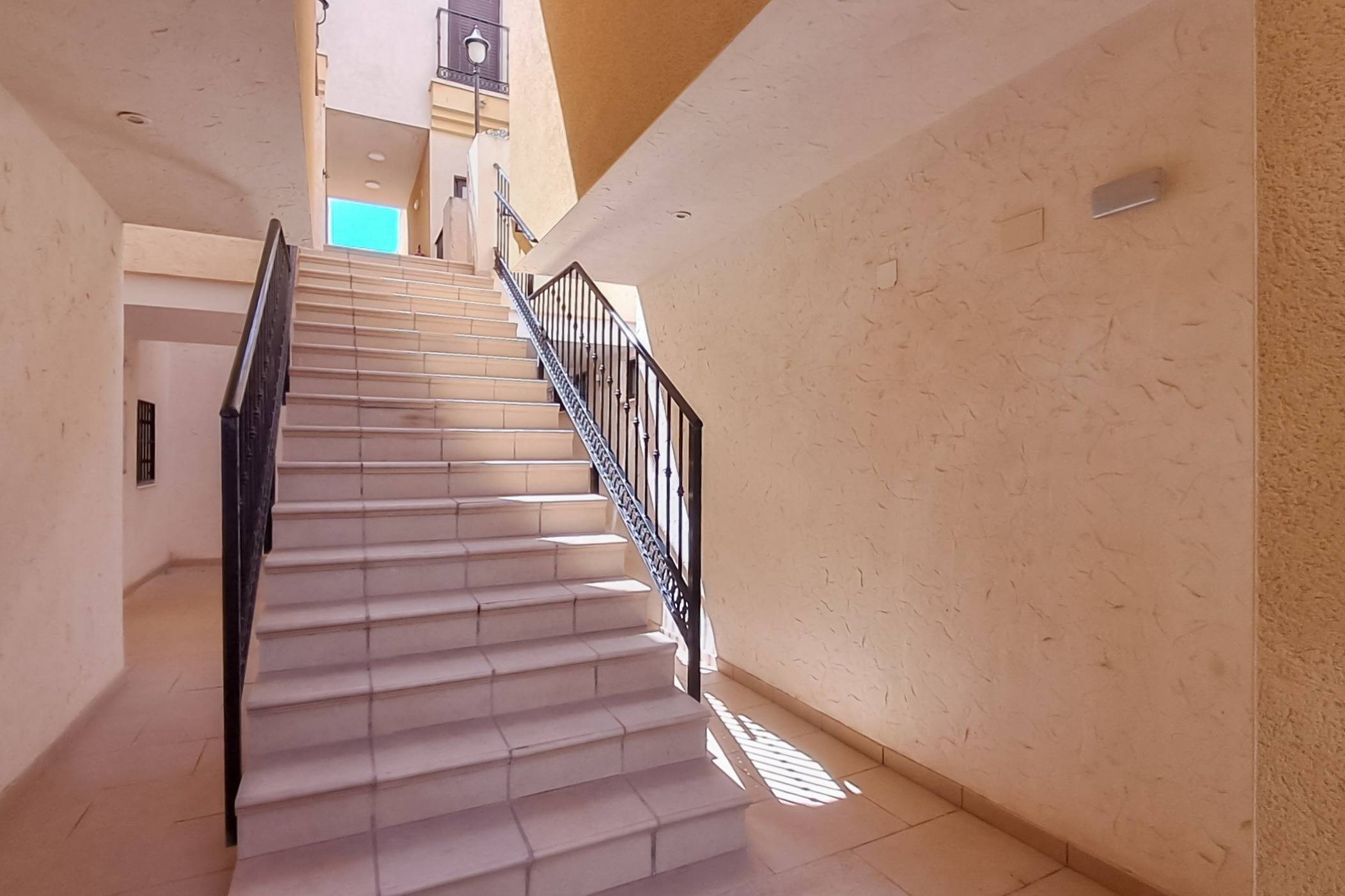Apartamento de 2 dormitorios con solárium privado en Royal P - foto 25