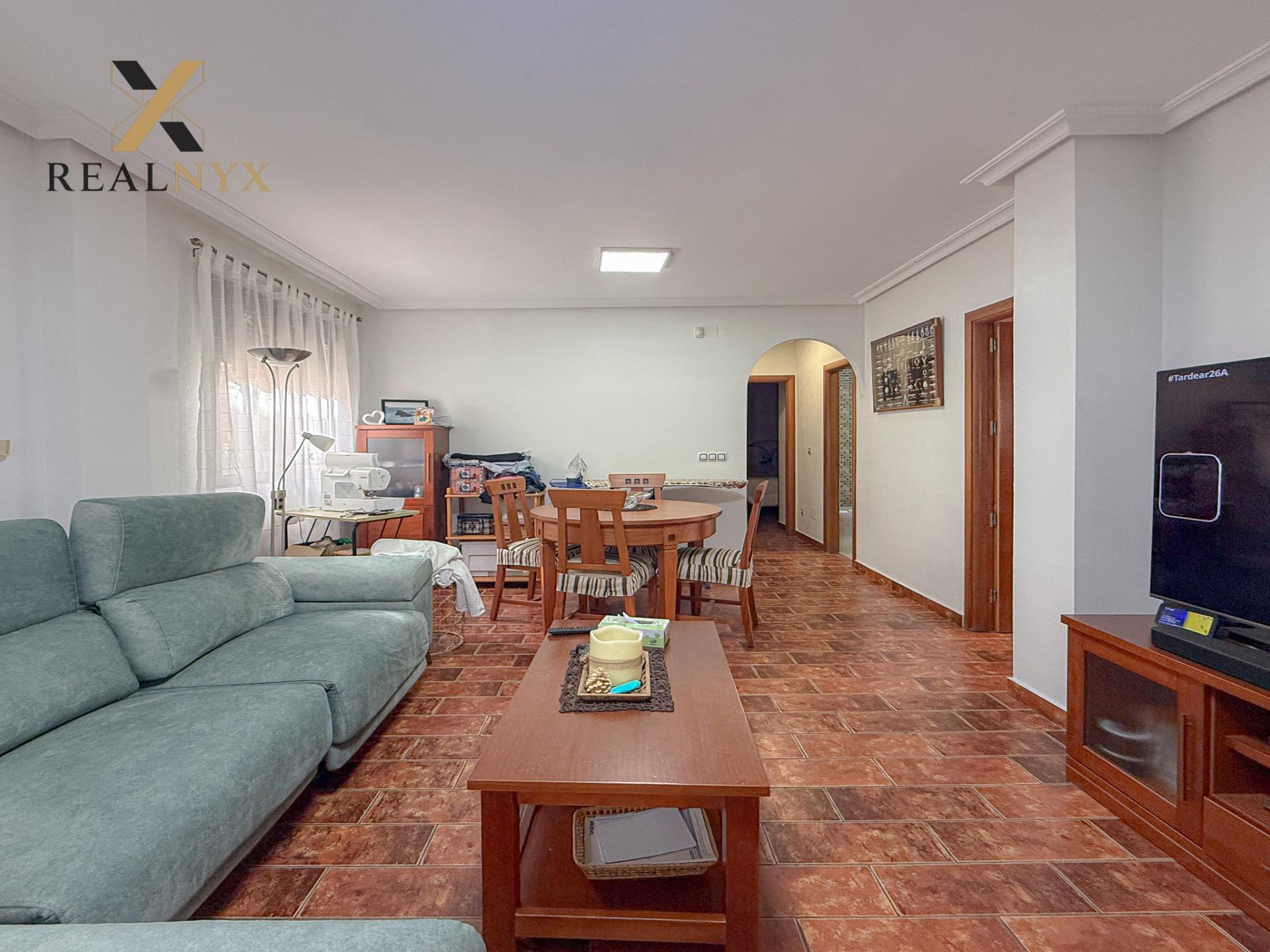 Aguas Nuevas! Espectacular chalet con gigantesco solarium y  - foto 22