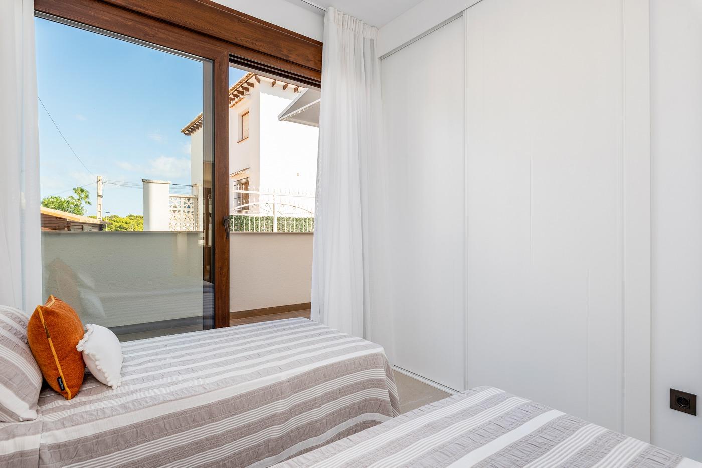 BUNGALOW DE 2 DORMITORIOS 2 BAÑOS PLANTA BAJA EN LOS BALCONE - foto 17