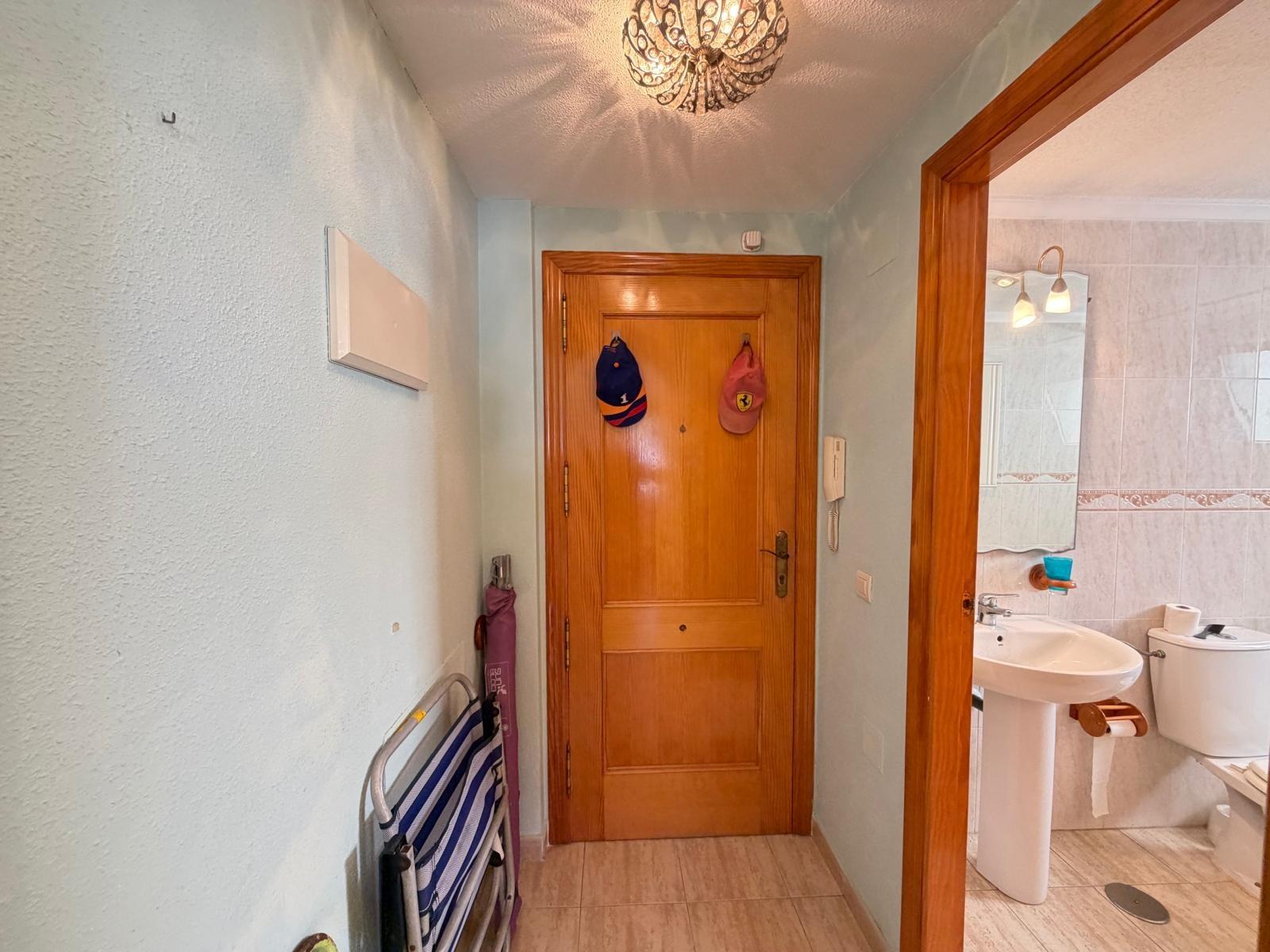APARTAMENTO EN ACEQUION CON VISTAS AL MAR Y A 100 METROS DE  - foto 4