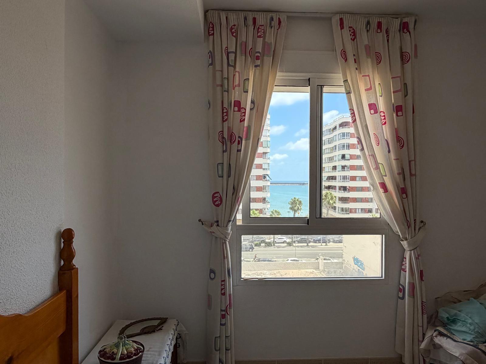 APARTAMENTO EN ACEQUION CON VISTAS AL MAR Y A 100 METROS DE  - foto 35