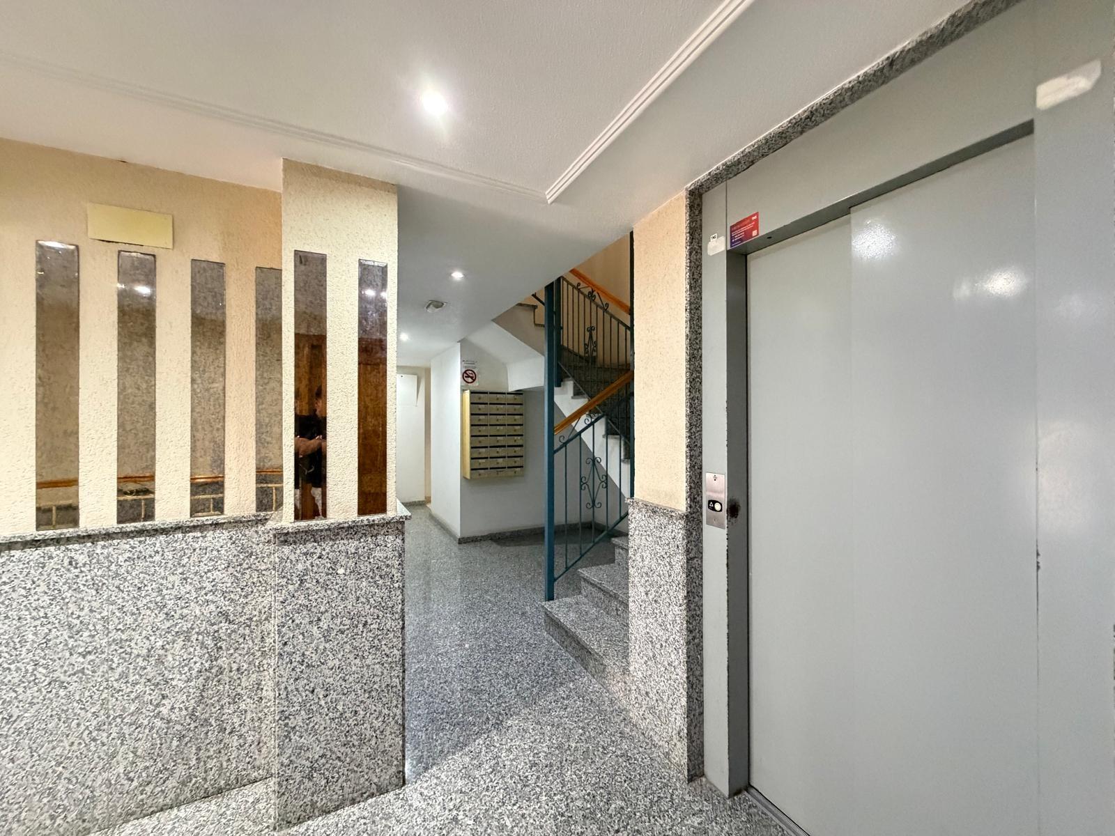 APARTAMENTO EN ACEQUION CON VISTAS AL MAR Y A 100 METROS DE  - foto 39