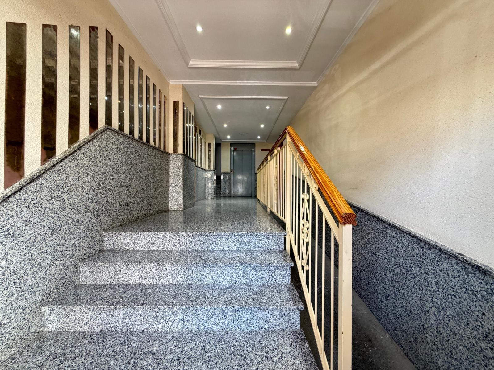APARTAMENTO EN ACEQUION CON VISTAS AL MAR Y A 100 METROS DE  - foto 42