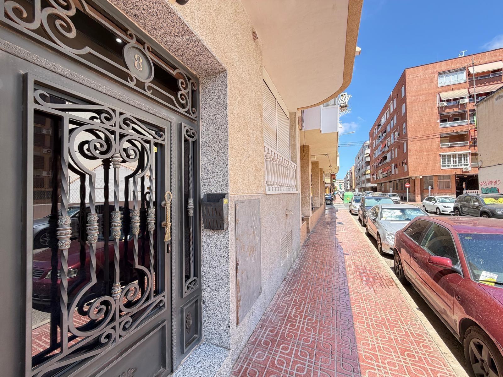 APARTAMENTO EN ACEQUION CON VISTAS AL MAR Y A 100 METROS DE  - foto 44