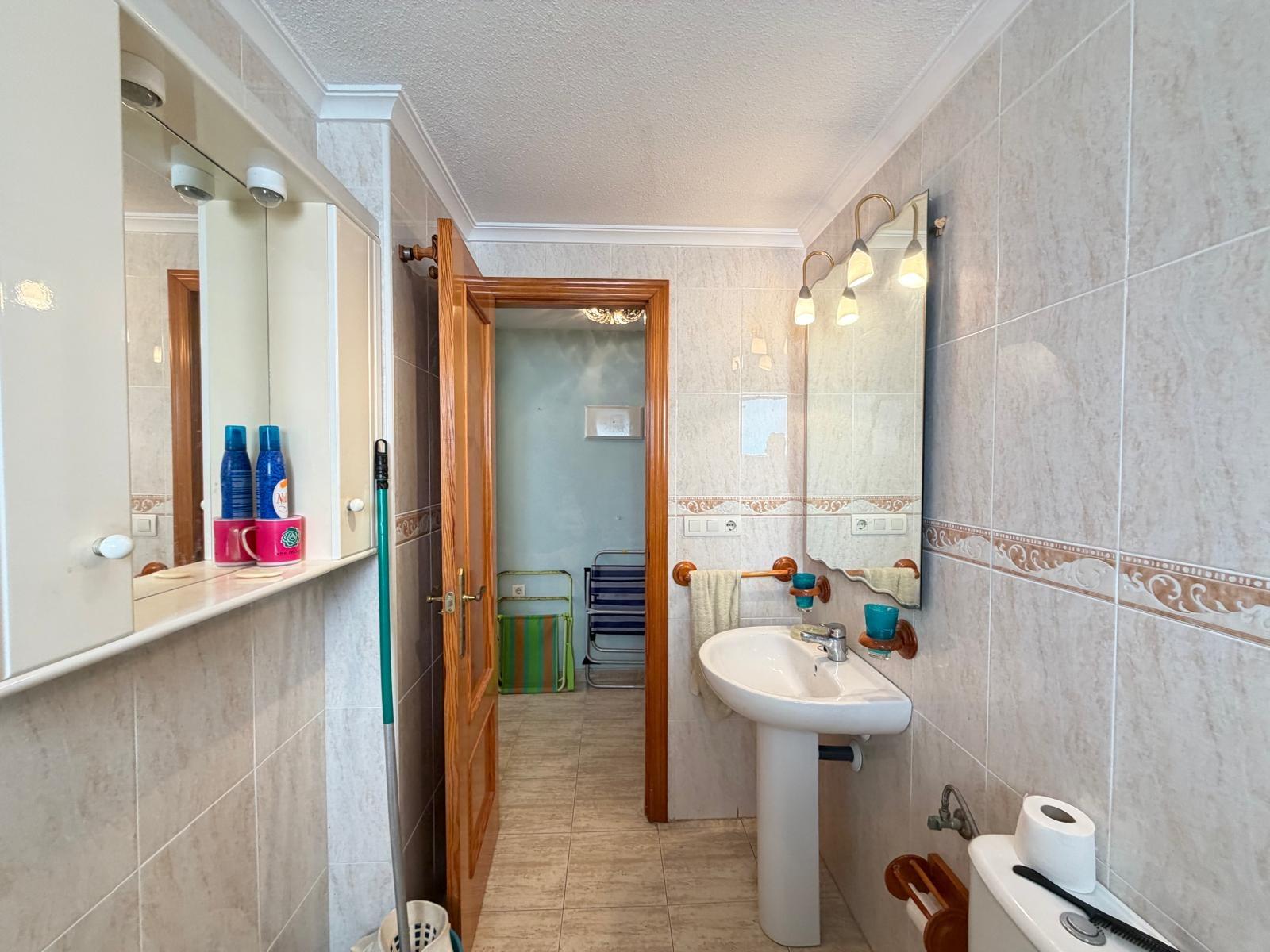 APARTAMENTO EN ACEQUION CON VISTAS AL MAR Y A 100 METROS DE  - foto 6