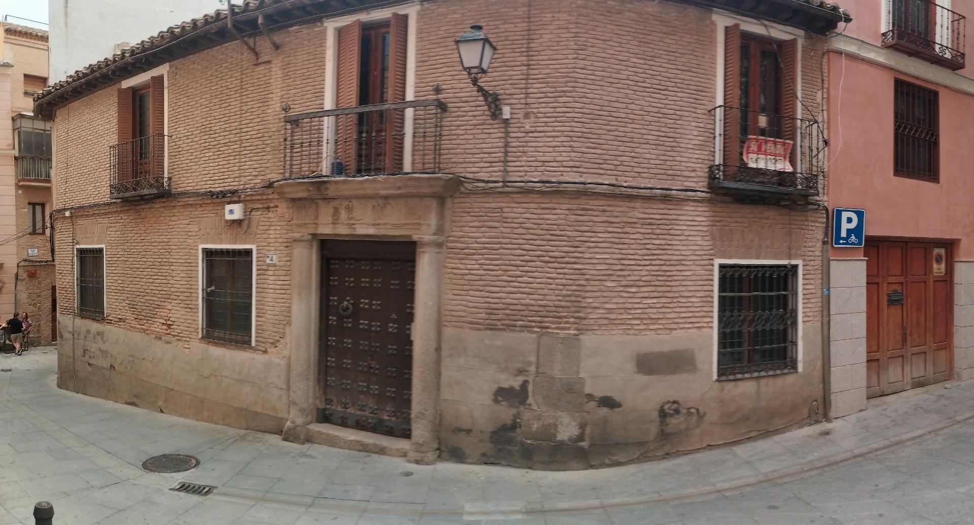 Casa castellana única en  el Casco Histórico de Toledo