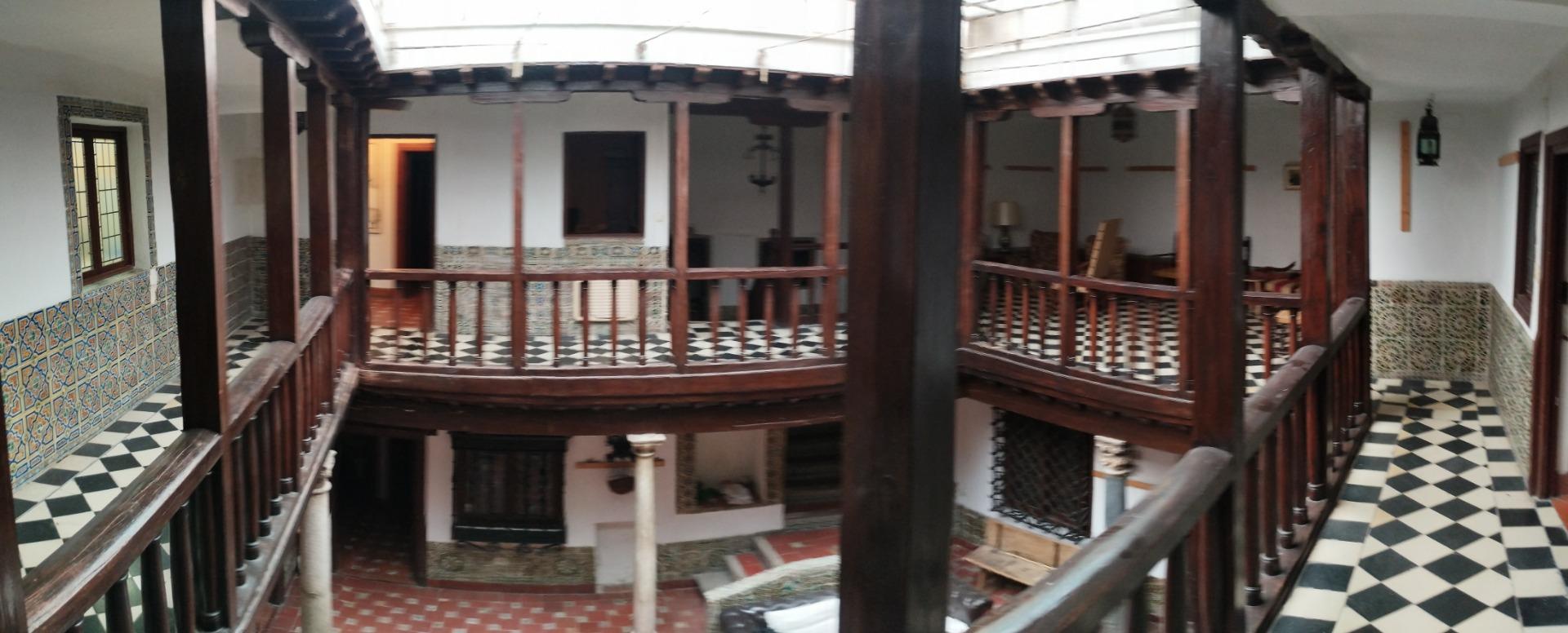 Casa castellana única en  el Casco Histórico de Toledo - foto 3