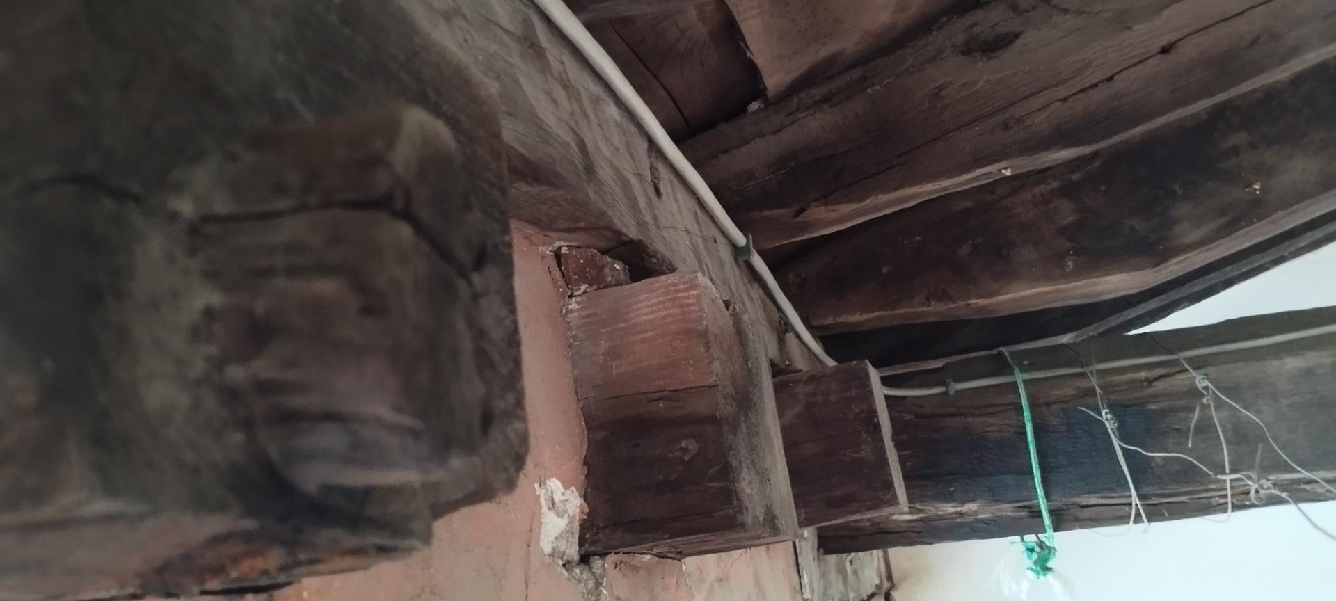 Casa castellana única en  el Casco Histórico de Toledo - foto 6