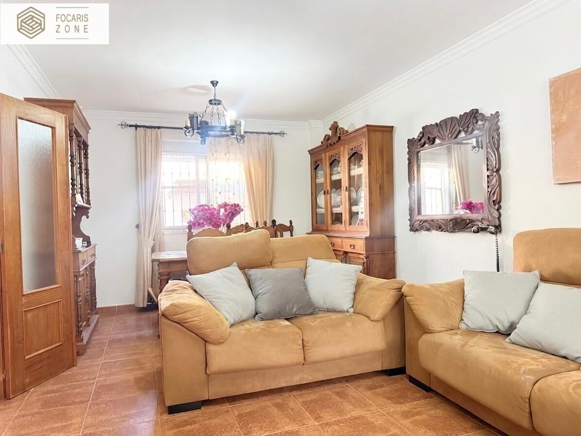 PRECIOSO CHALET EN CHURRIANA - foto 3