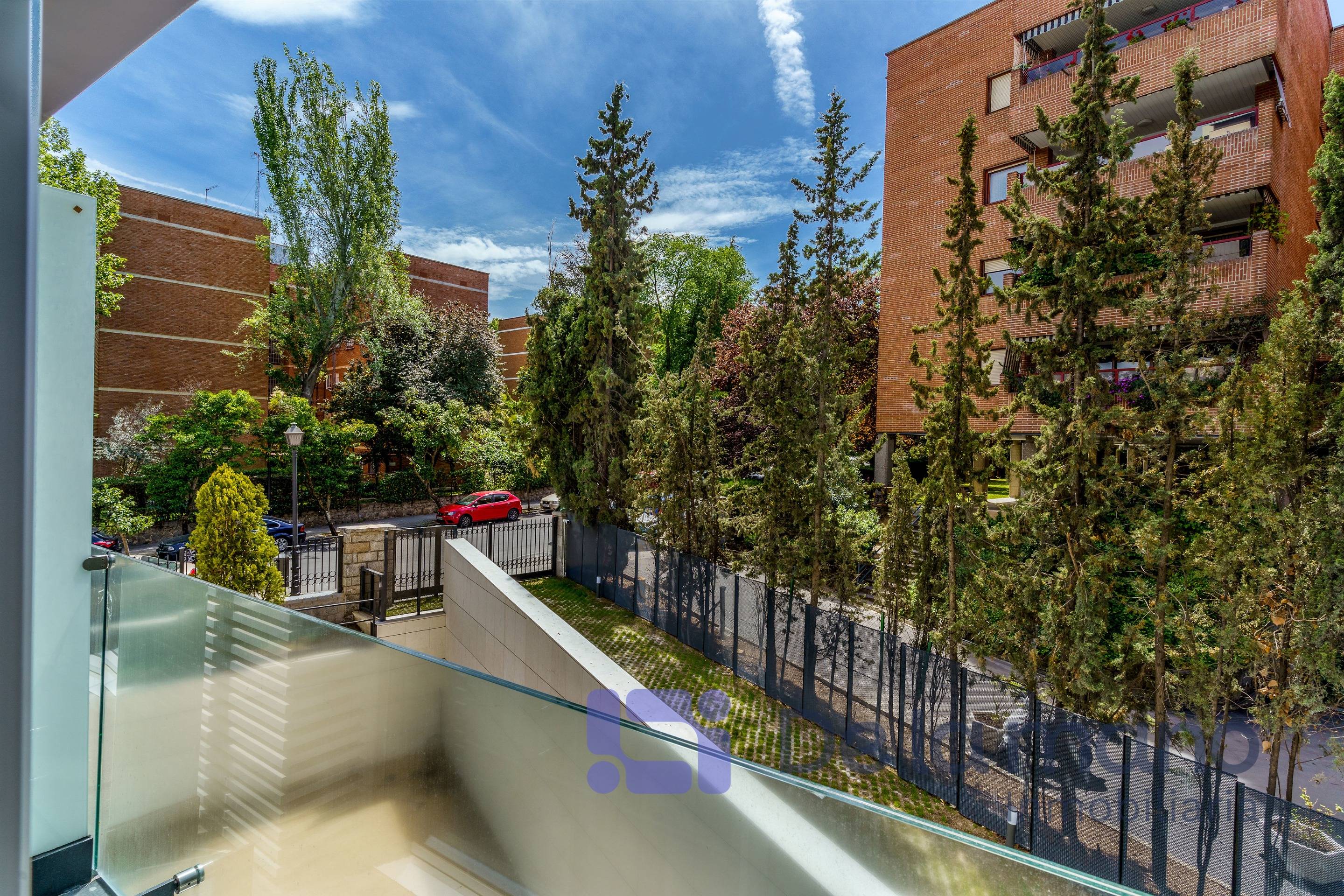 APARTAMENTO DE LUJO CON GARAJE, TRASTERO, PISCINA Y GIMNASIO - foto 12