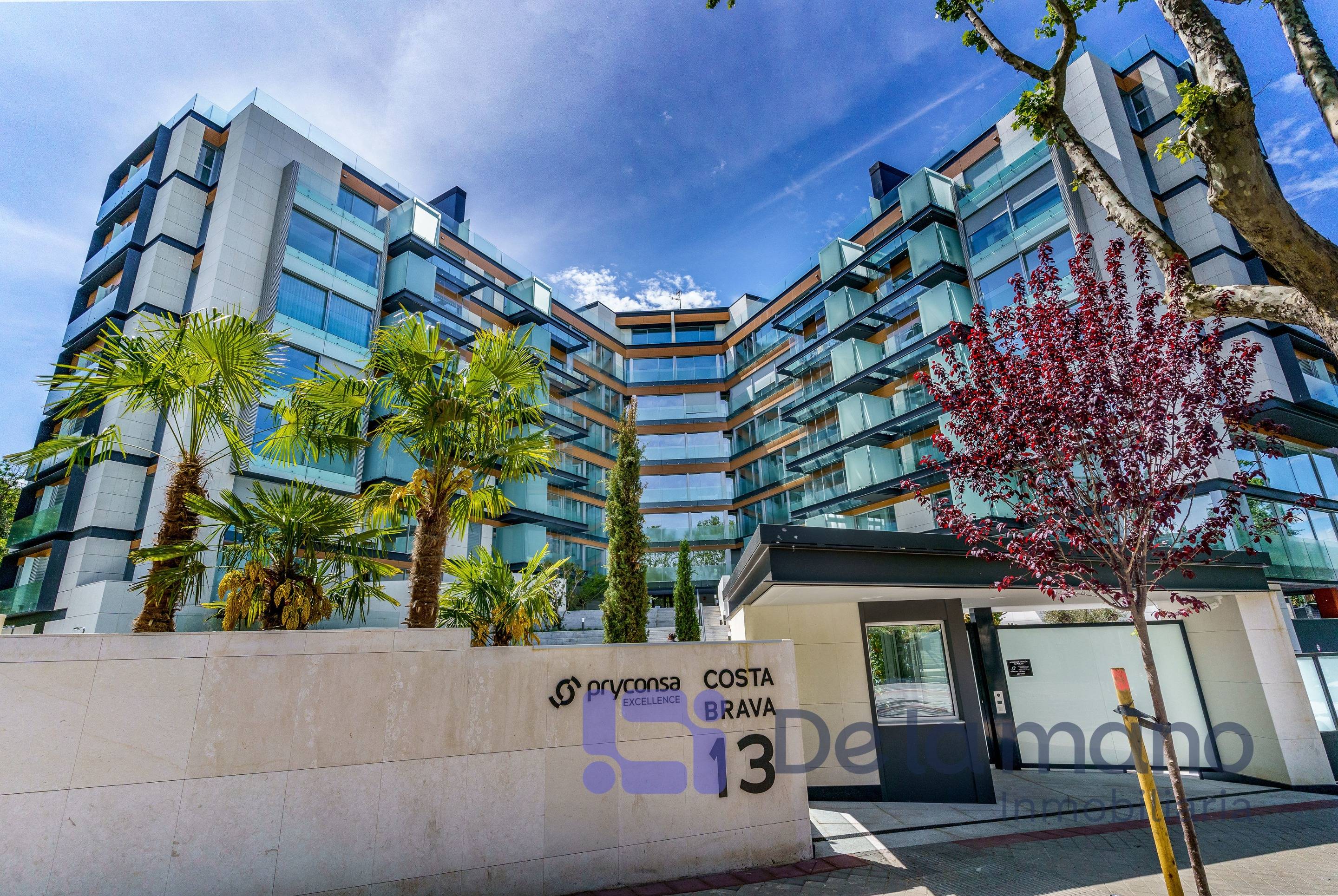 APARTAMENTO DE LUJO CON GARAJE, TRASTERO, PISCINA Y GIMNASIO - foto 4