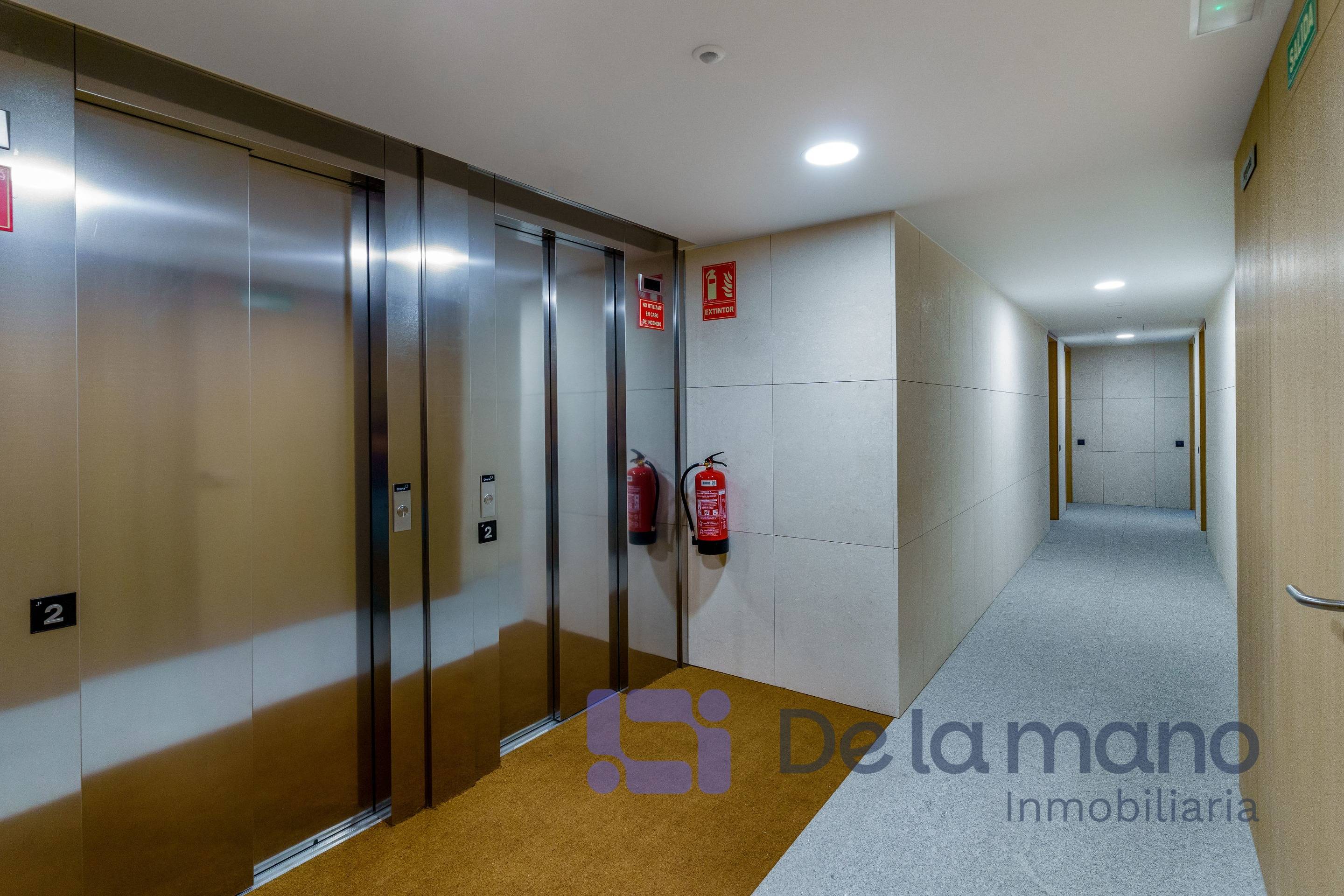 APARTAMENTO DE LUJO CON GARAJE, TRASTERO, PISCINA Y GIMNASIO - foto 6