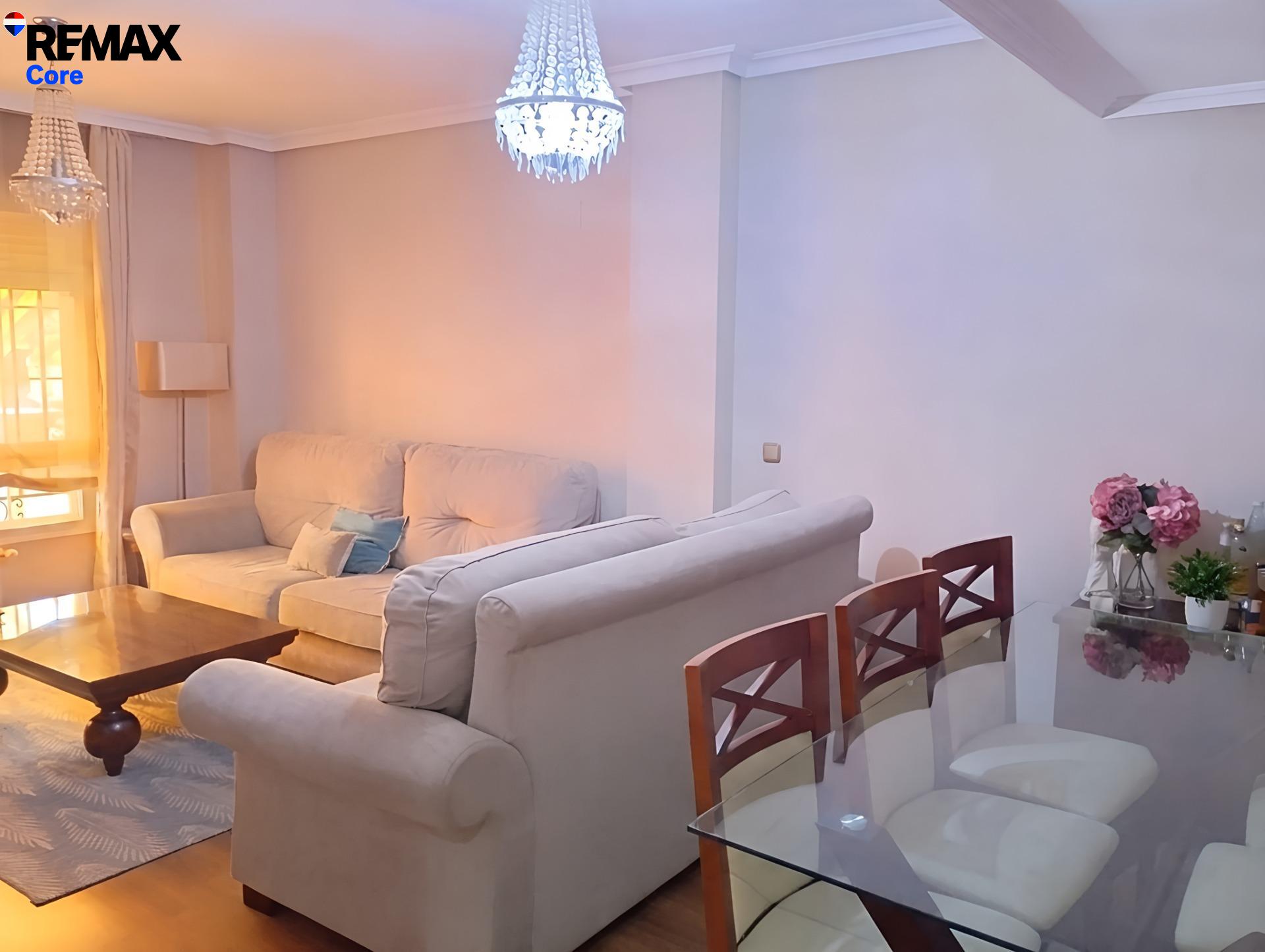 Tu nuevo hogar te espera en la prestigiosa Urbanización Maltravieso Ubicación premium, diseño contemporáneo y la calidad de vida que tu familia merece.