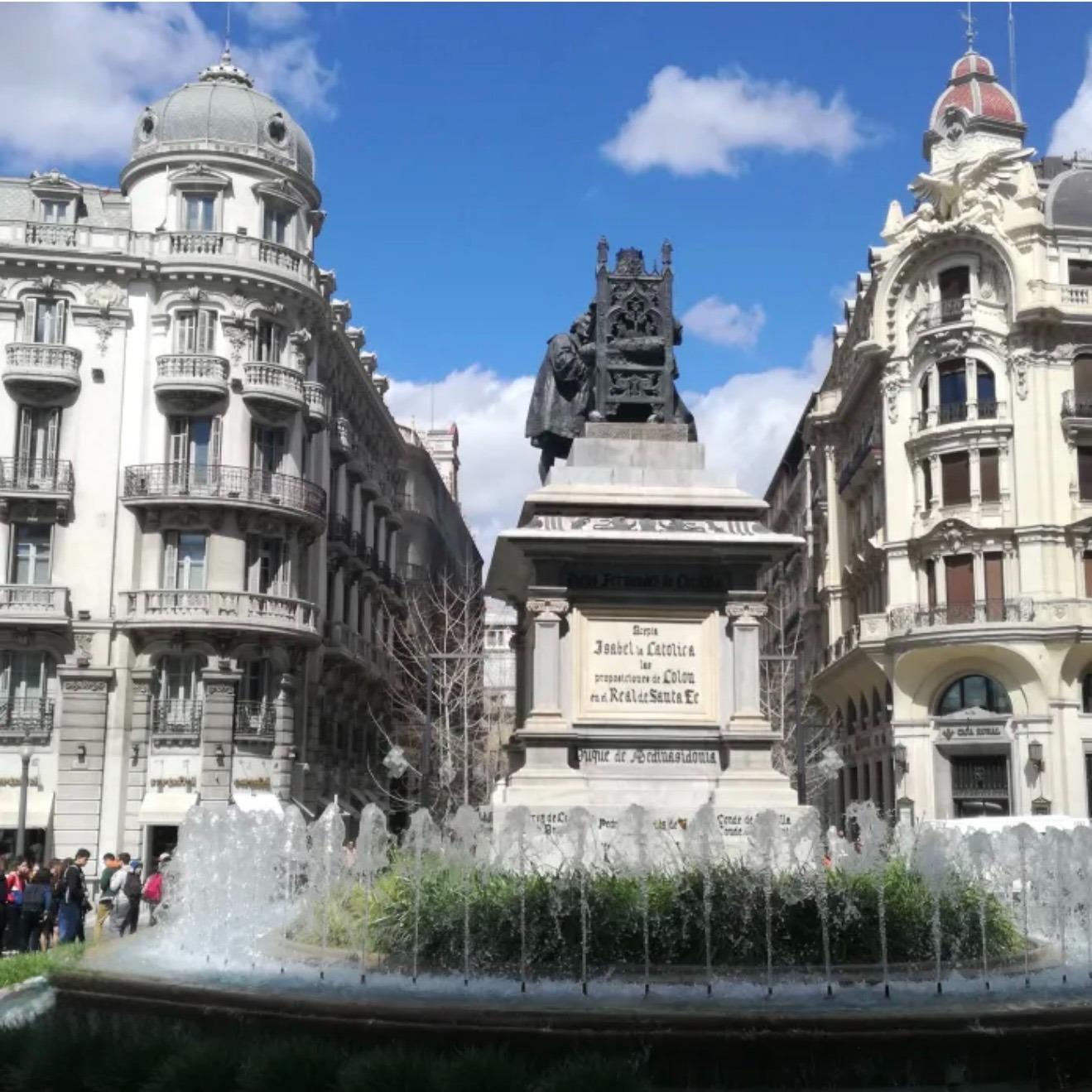 ¡Piso en alquiler para estudiantes en pleno centro de Granada!