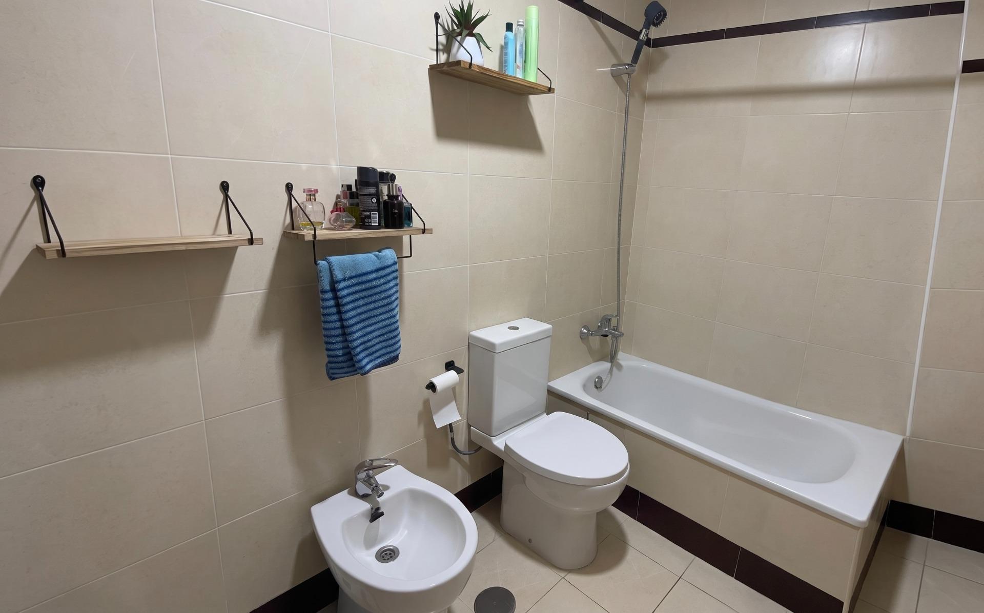 Increíble piso totalmente reformado  en cogollos vega - foto 11
