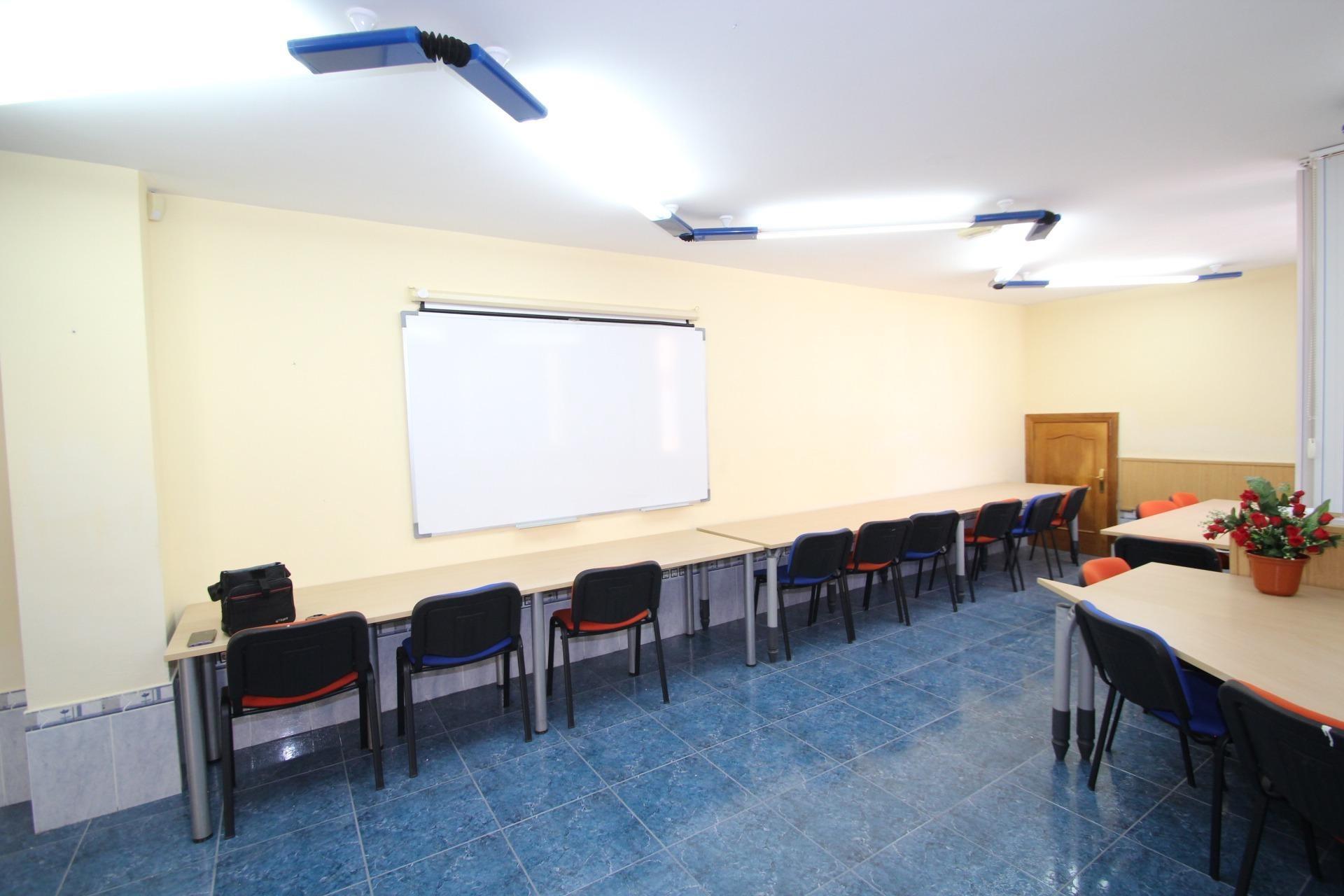 Se vende magnifico local en Las Gabias - foto 3