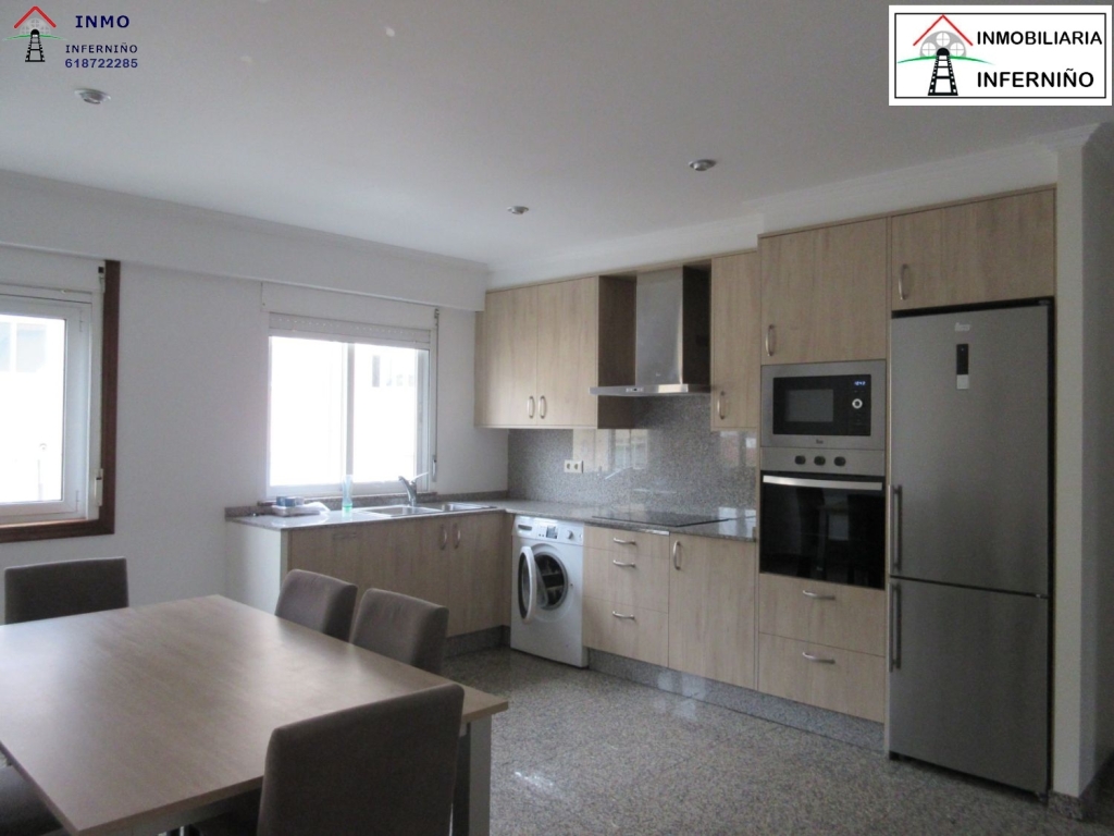 Piso en Venta en Naron La Coruña Ref: 438297