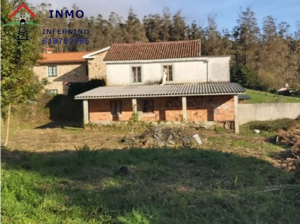 Casa-Chalet en Venta en Cedeira La Coruña Ref: 438317