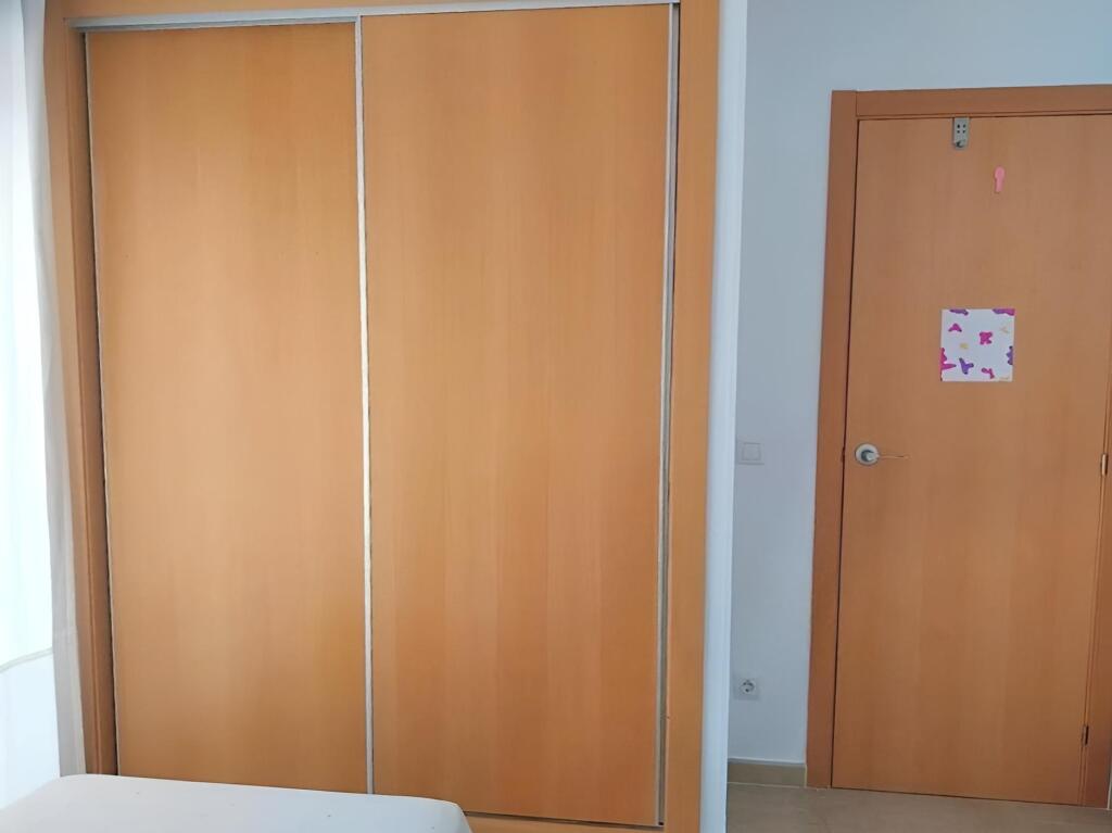 En venta, apartamento de 2 habitaciones con amplia terraza e - foto 14