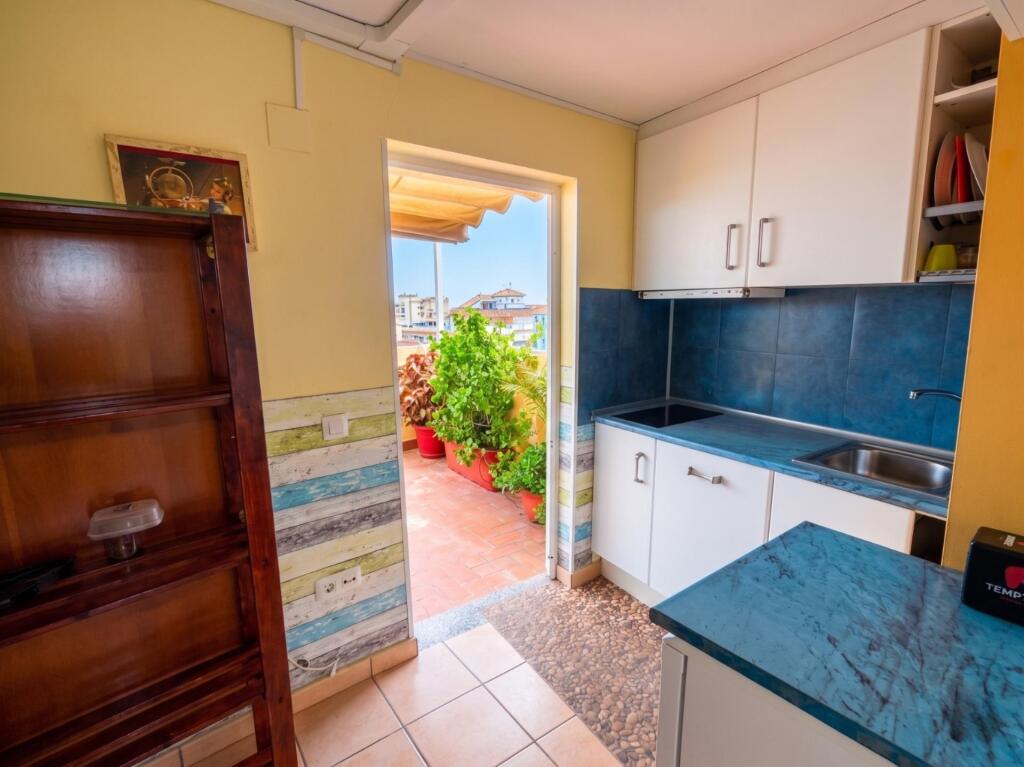 Espectacular apartamento con terraza privada y vistas al mar - foto 20
