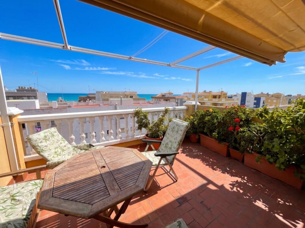 Espectacular apartamento con terraza privada y vistas al mar - foto 3