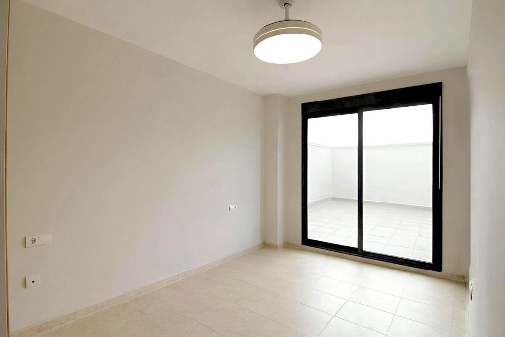 En venta vivienda a estrenar en Núles, 2 dormitorios, 2 baño - foto 4
