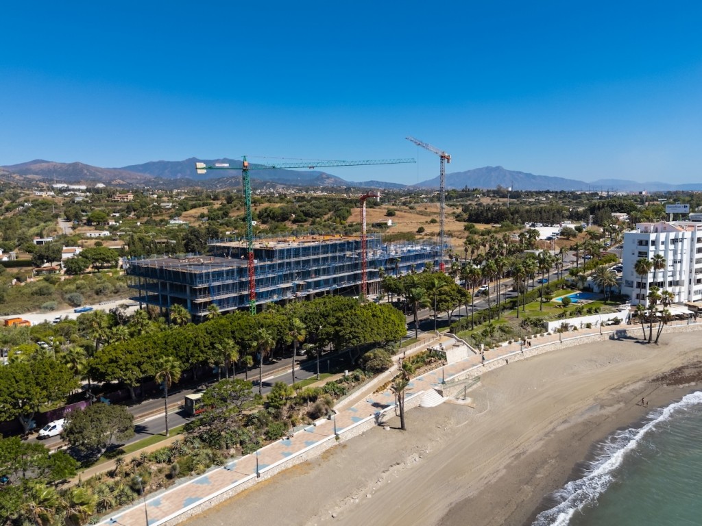 Ático de Obra Nueva en Venta en Estepona Málaga - foto 7