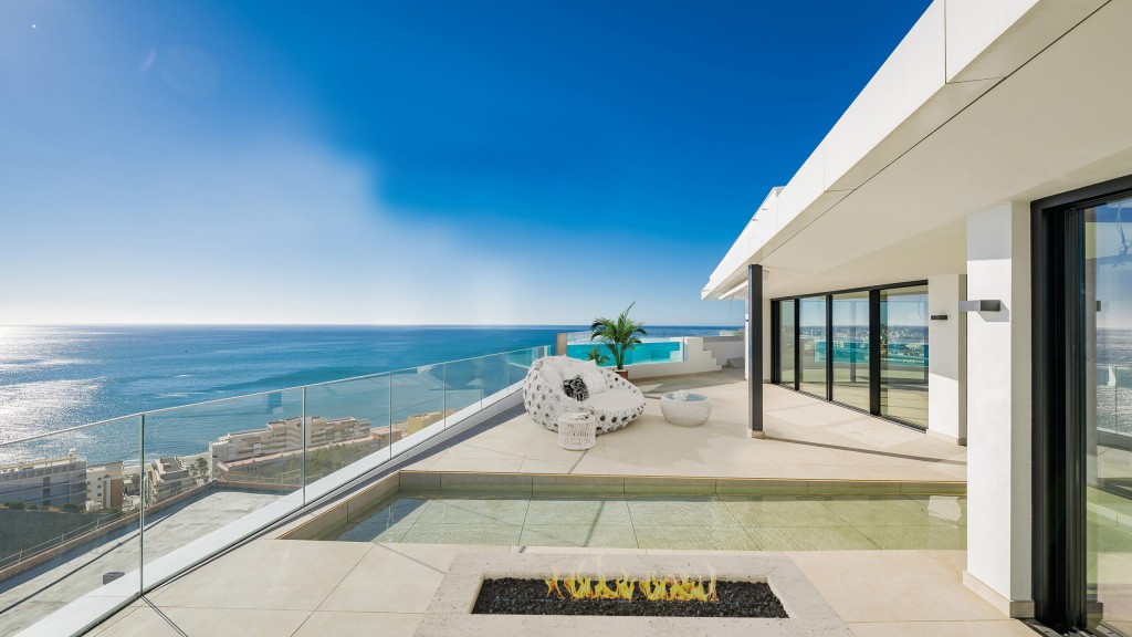 Ático de Obra Nueva en Venta en Benalmadena Málaga - foto 2
