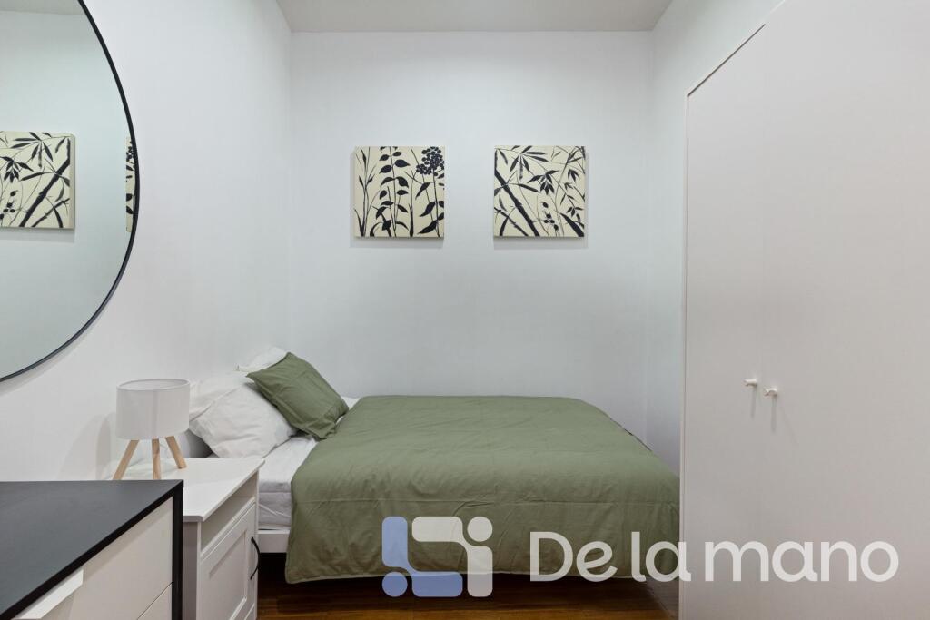 PISO REFORMADO, AMUEBLADO Y CON BALCÓN PRIVADO. - foto 12